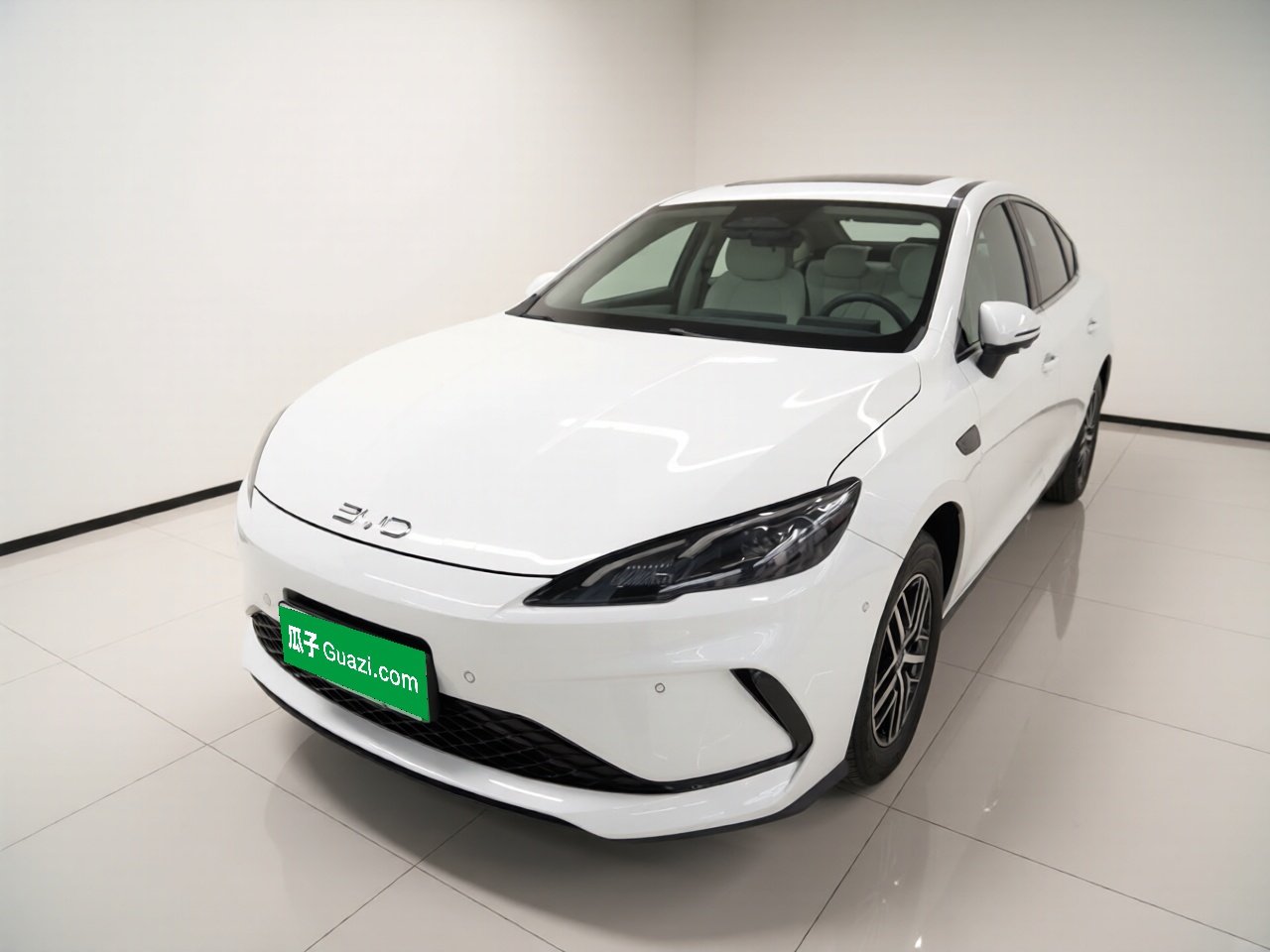 BYD Seal 05 DM-i 2025 BYD Seal 05 DM-i 2025 car image