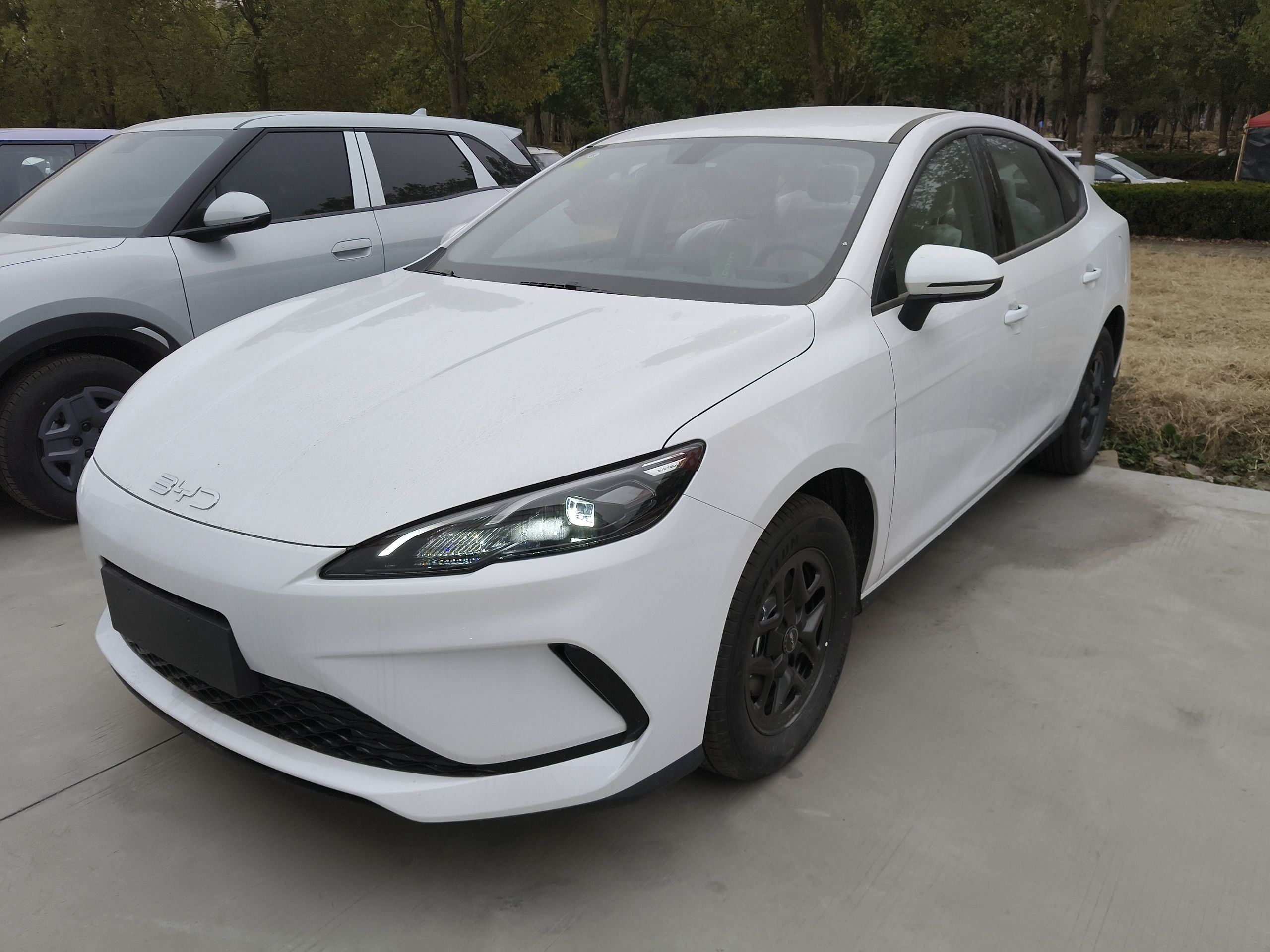 BYD Seal 05 DM-i 2025 BYD Seal 05 DM-i 2025 car image