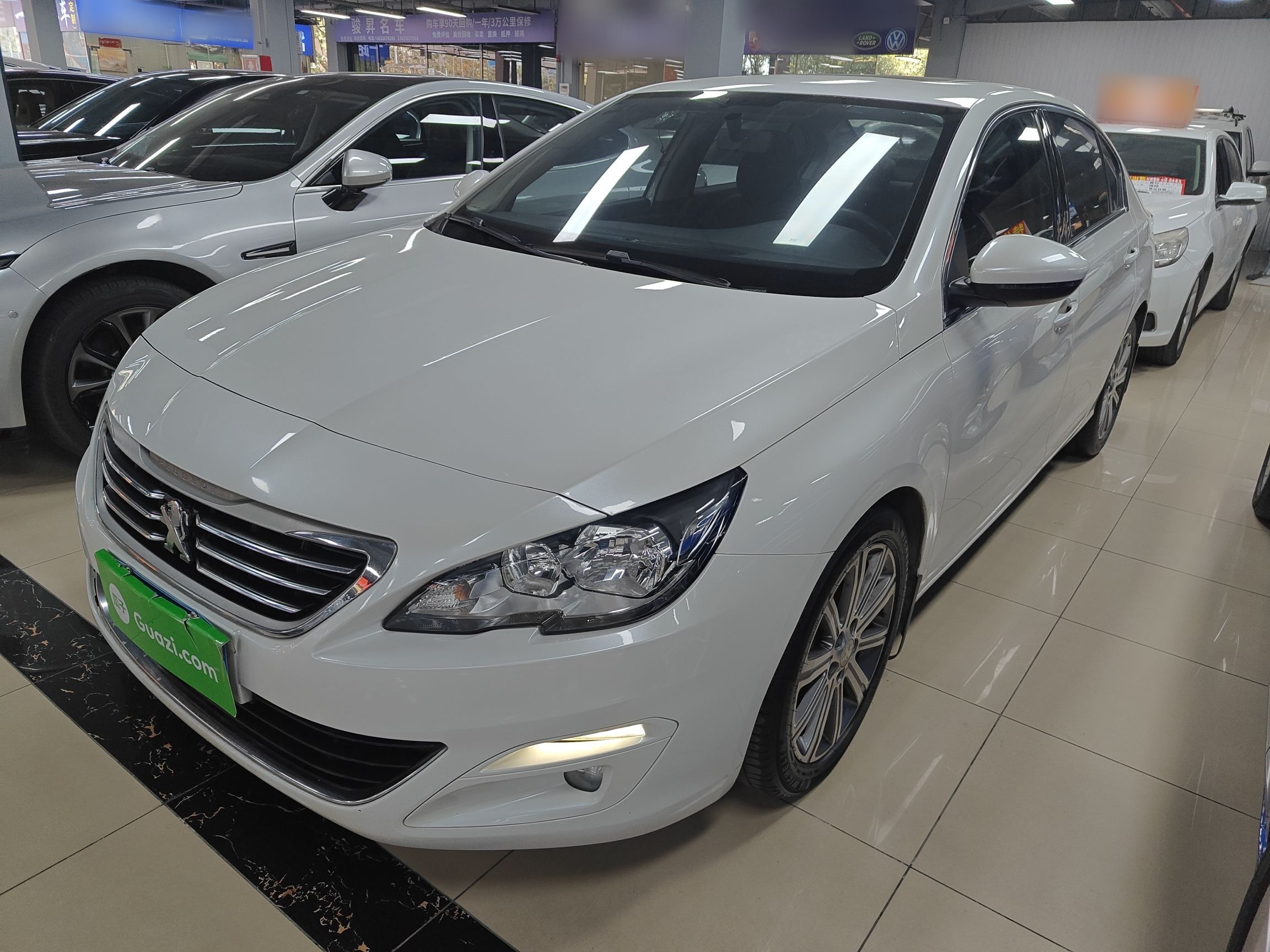 Peugeot 408 2015 Peugeot 408 2015 car image
