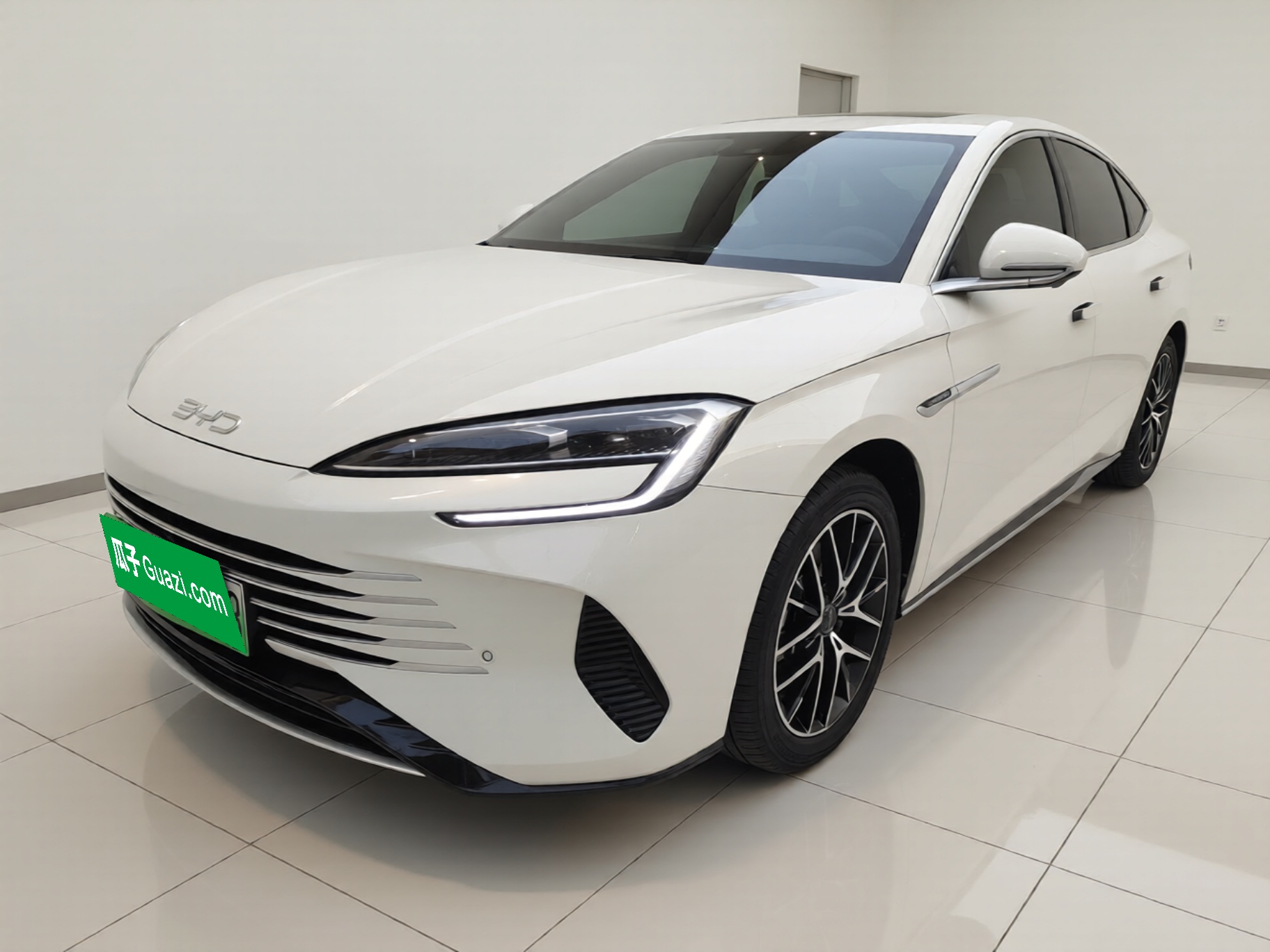 BYD Seal 07 DM-i 2025 imagem de carro 