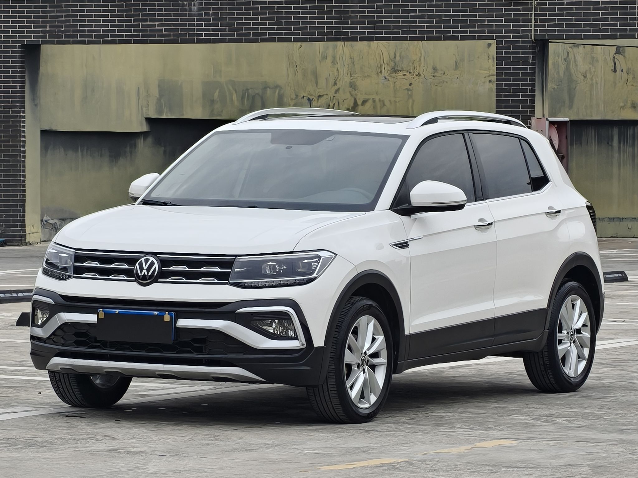 Volkswagen T-Cross 2022 car image 