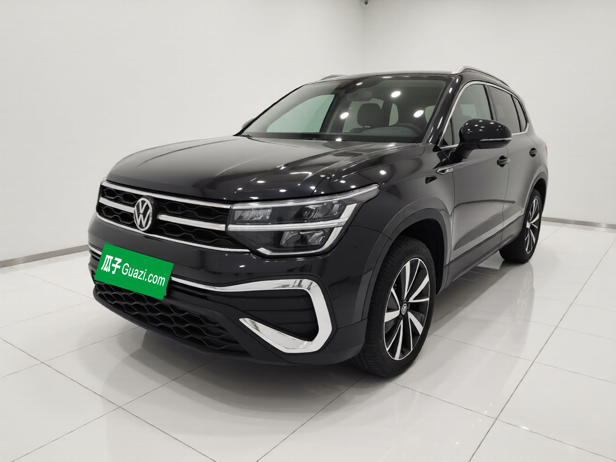 Volkswagen Tharu 2023 immagine di auto 