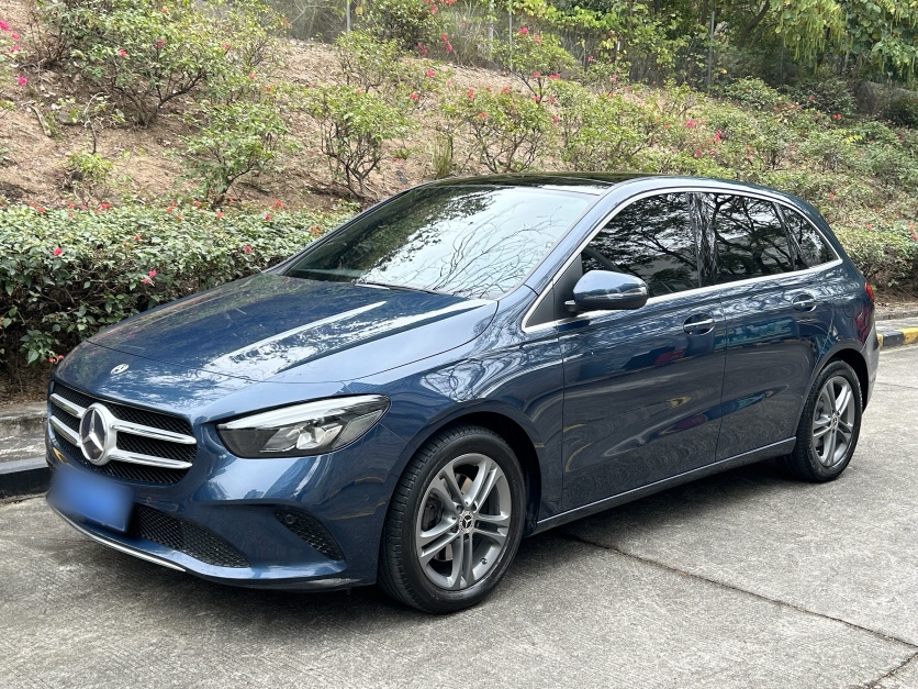 Mercedes-Benz B Class 2019 car image 