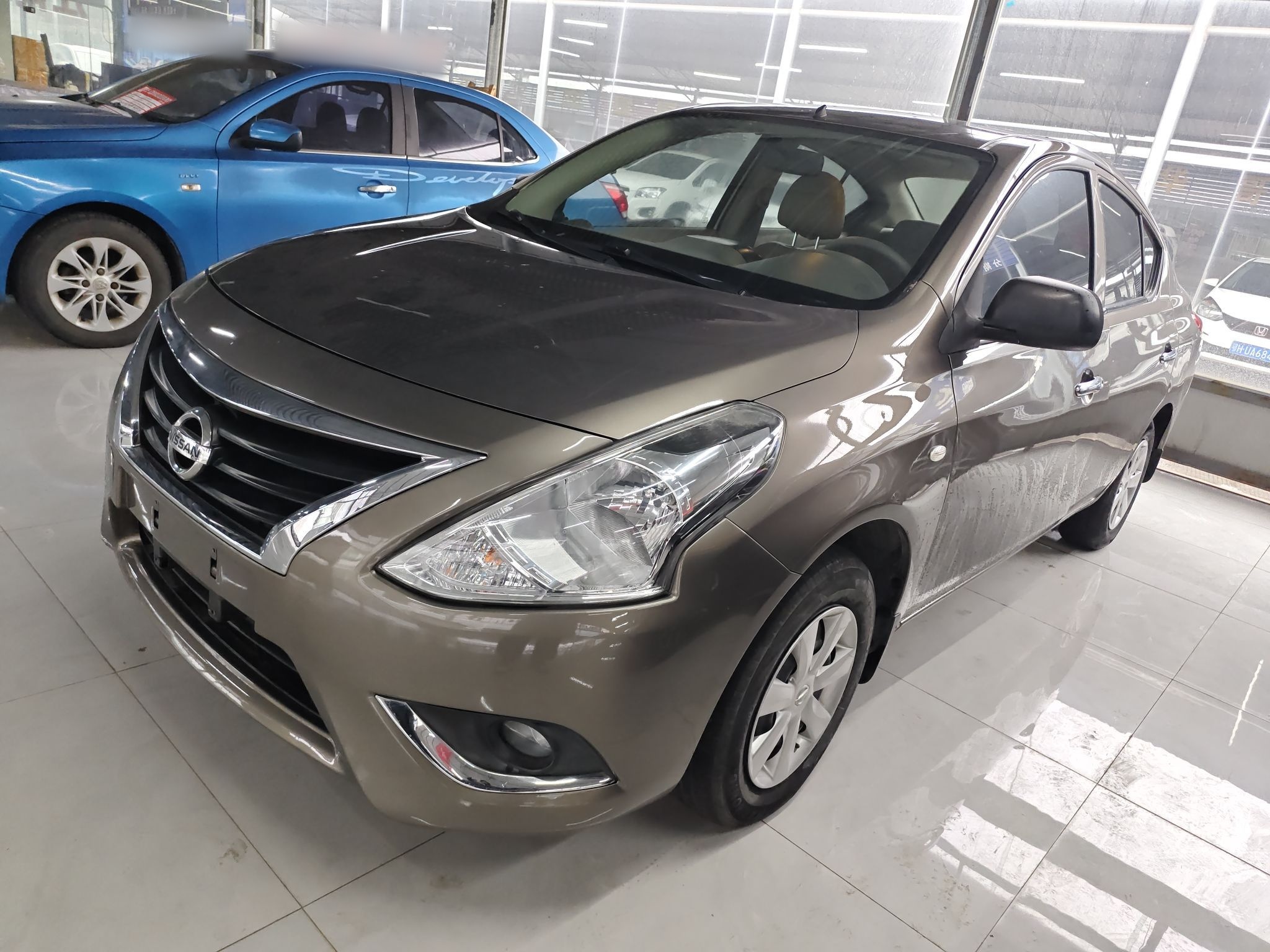 Nissan Sunny 2017 汽车图片 