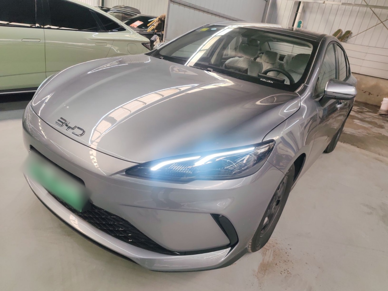 BYD Seal 05 DM-i 2025 BYD Seal 05 DM-i 2025 car image