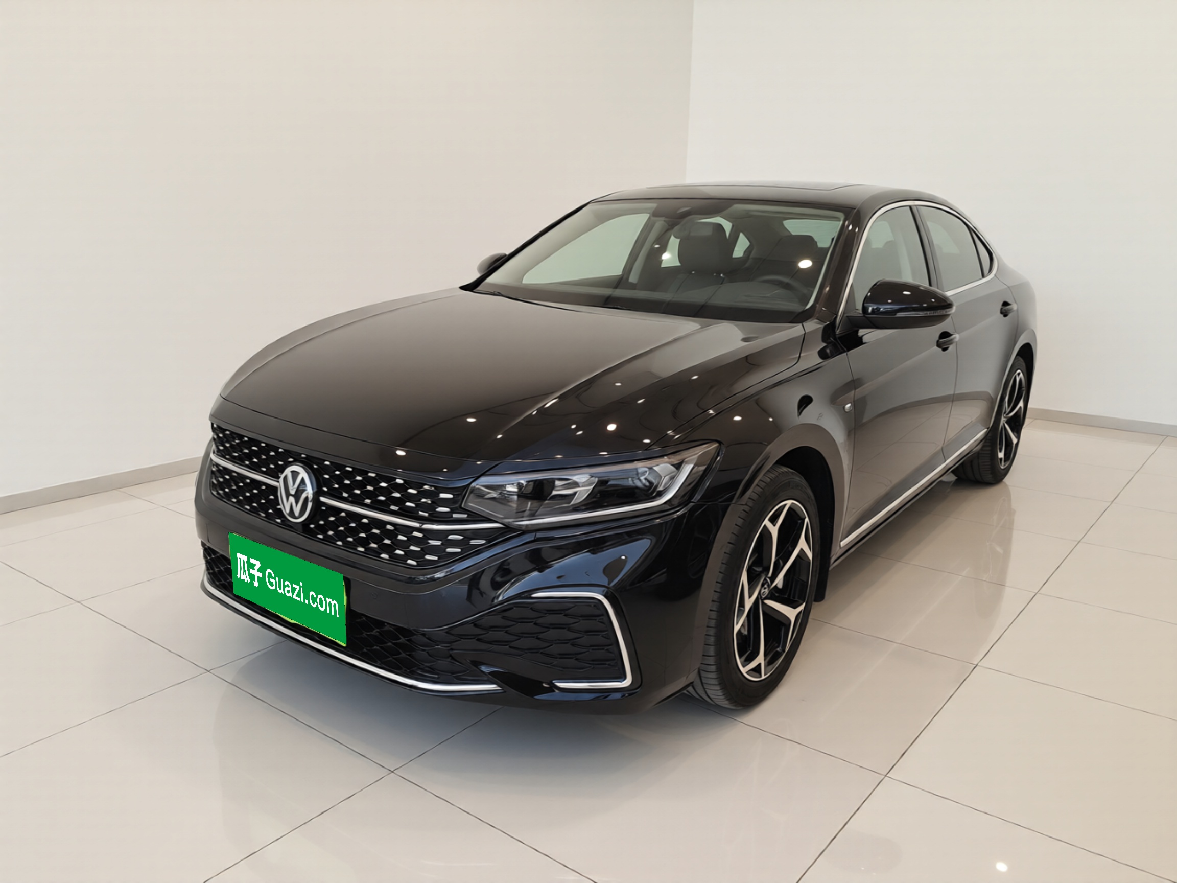 Volkswagen Passat 2025 immagine di auto 