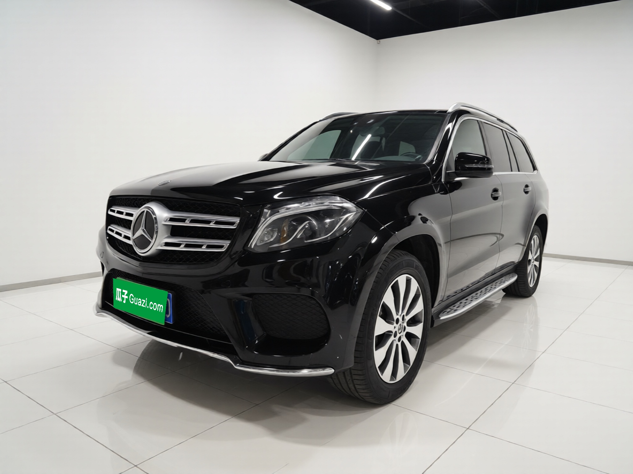 Mercedes-Benz GLS Class 2018 Mercedes-Benz GLS Class 2018 car image