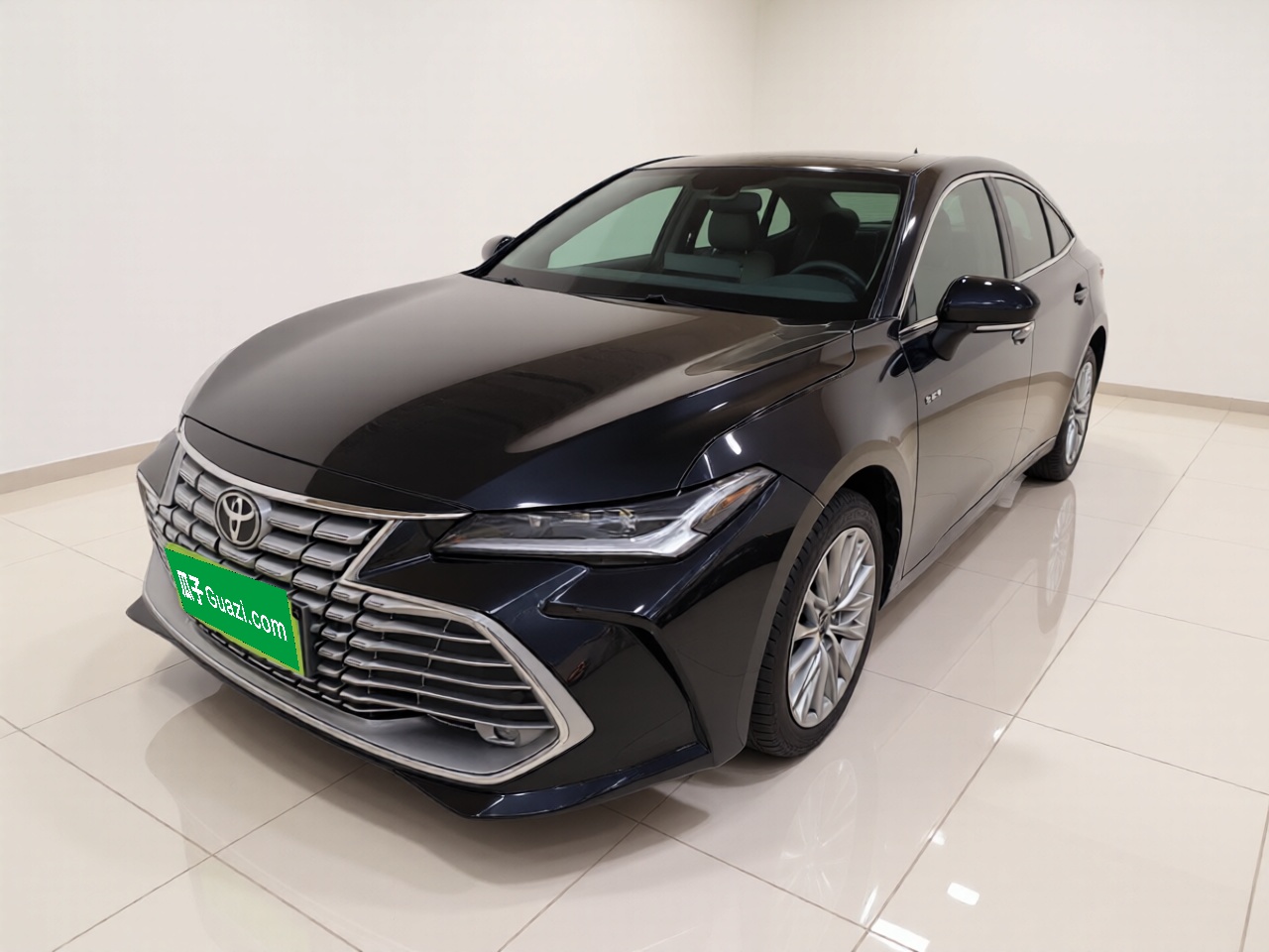 Toyota Avalon 2025 car image 