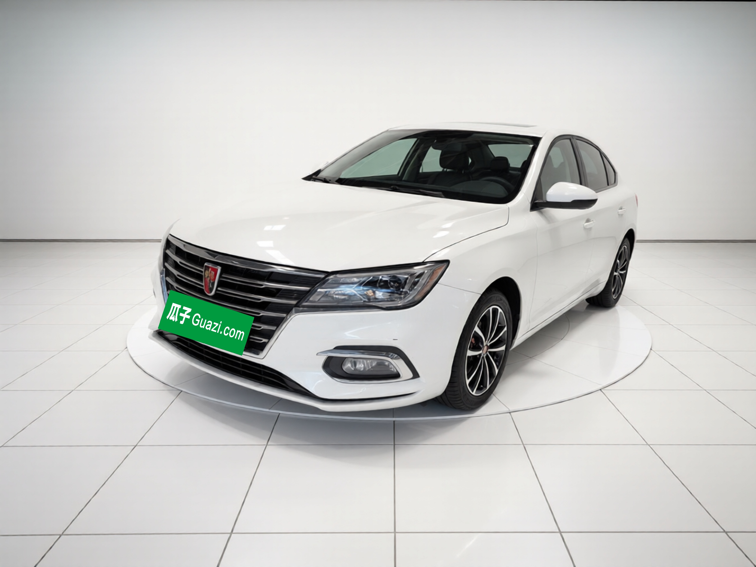 Roewe i5 2020 Roewe i5 2020 car image