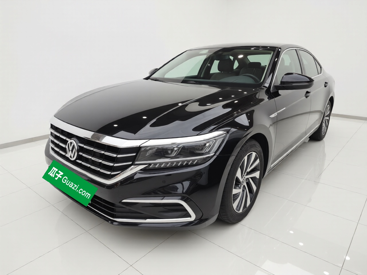 Volkswagen Passat New Energy 2019 Volkswagen Passat New Energy 2019 car image