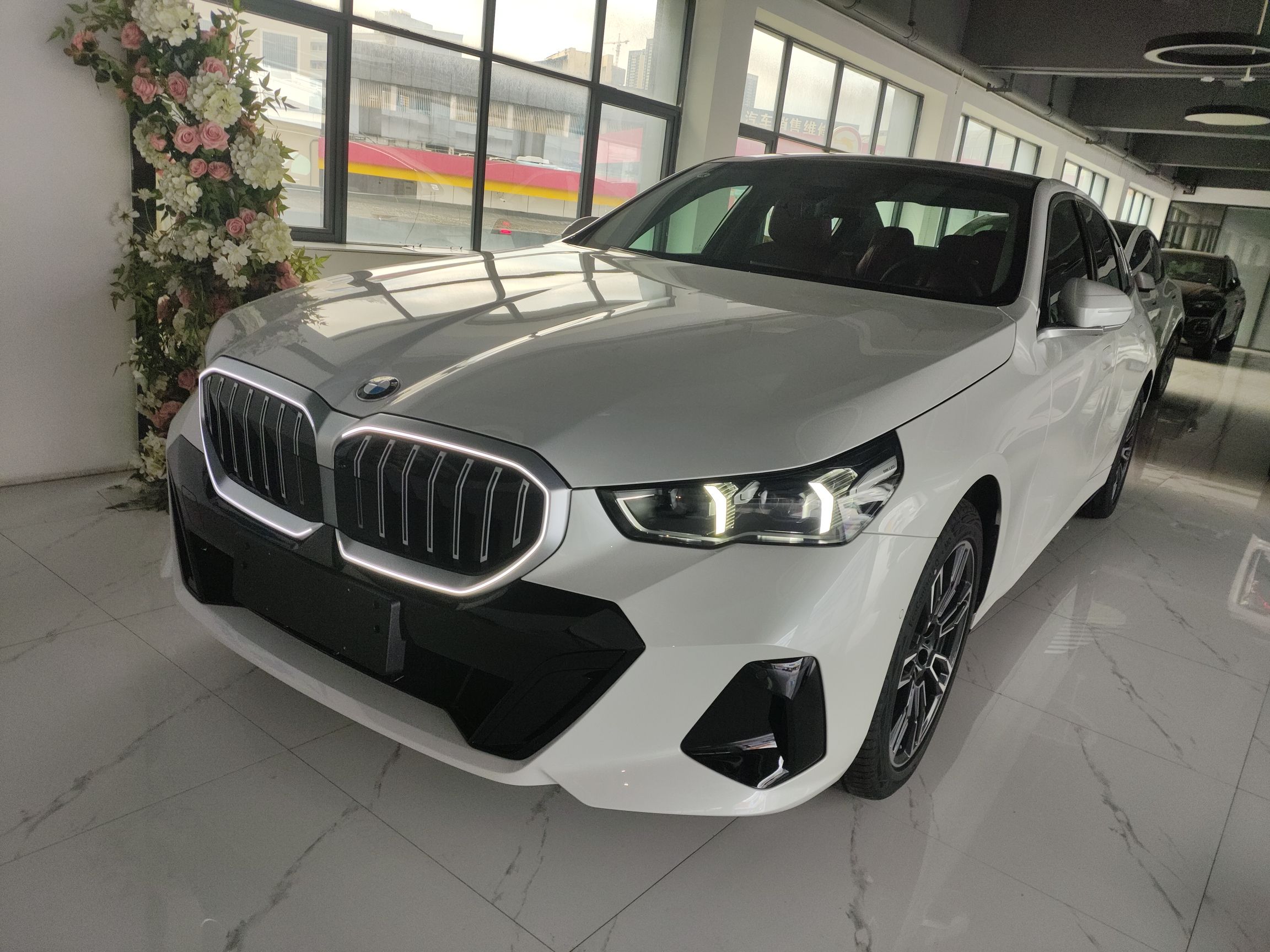 BMW 5 Series 2026 car image 