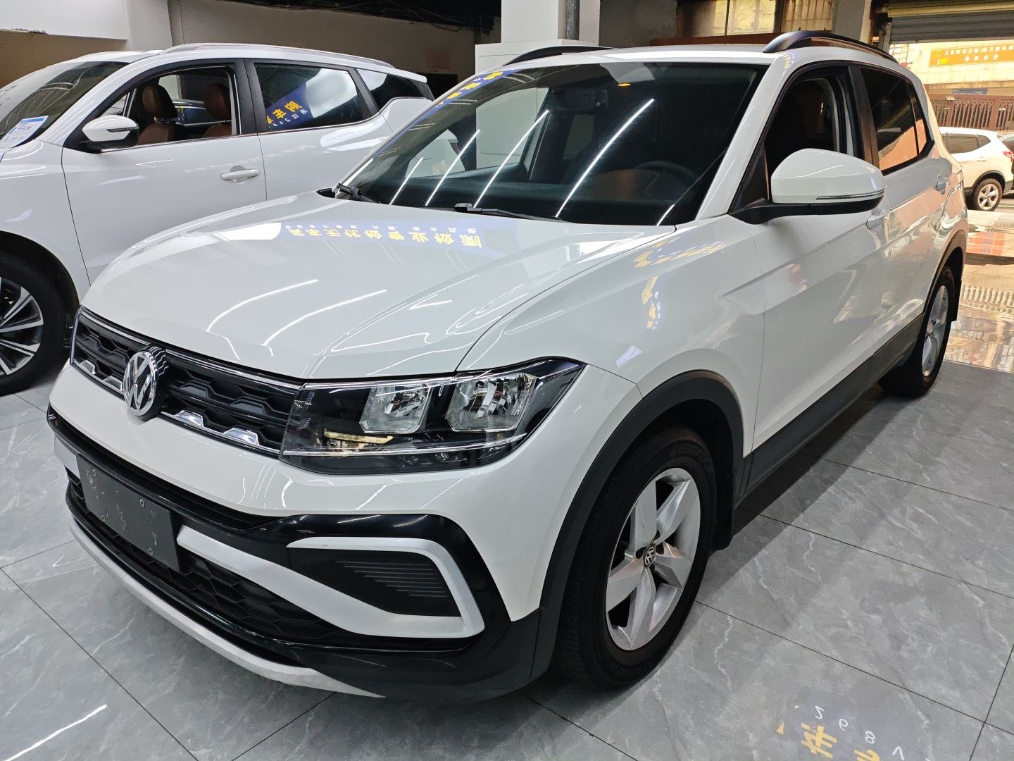 Volkswagen T-Cross 2020 Volkswagen T-Cross 2020 car image
