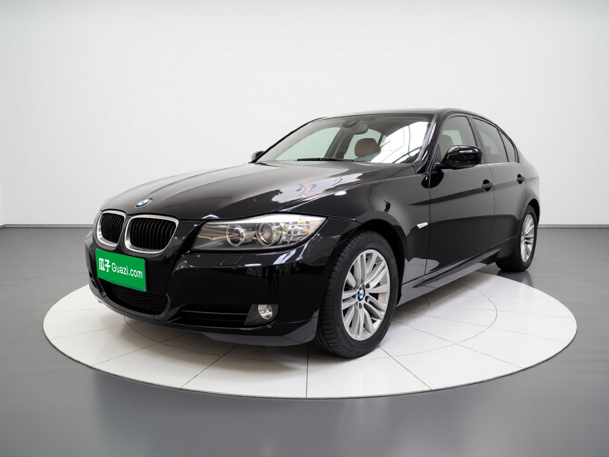 BMW 3 Series 2011 car image 