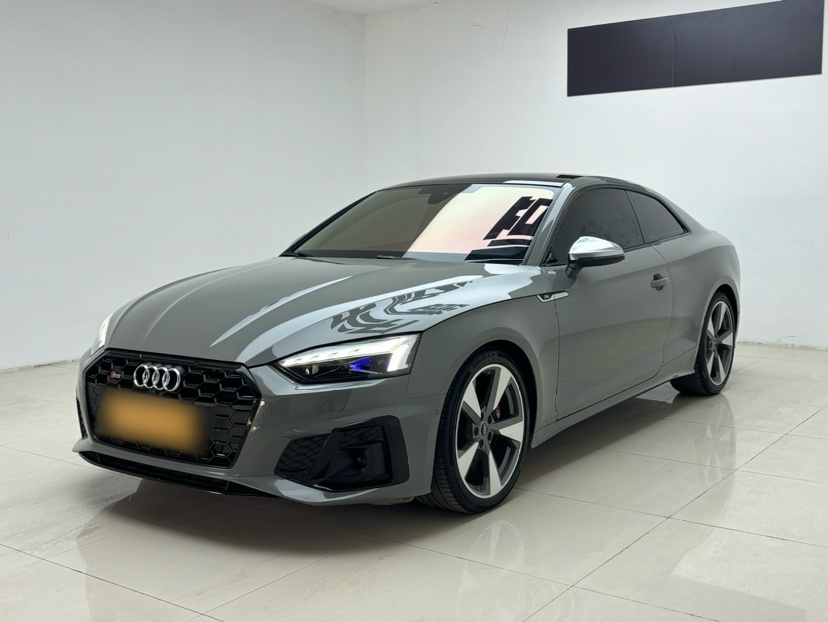 Audi S5 2023 car image 