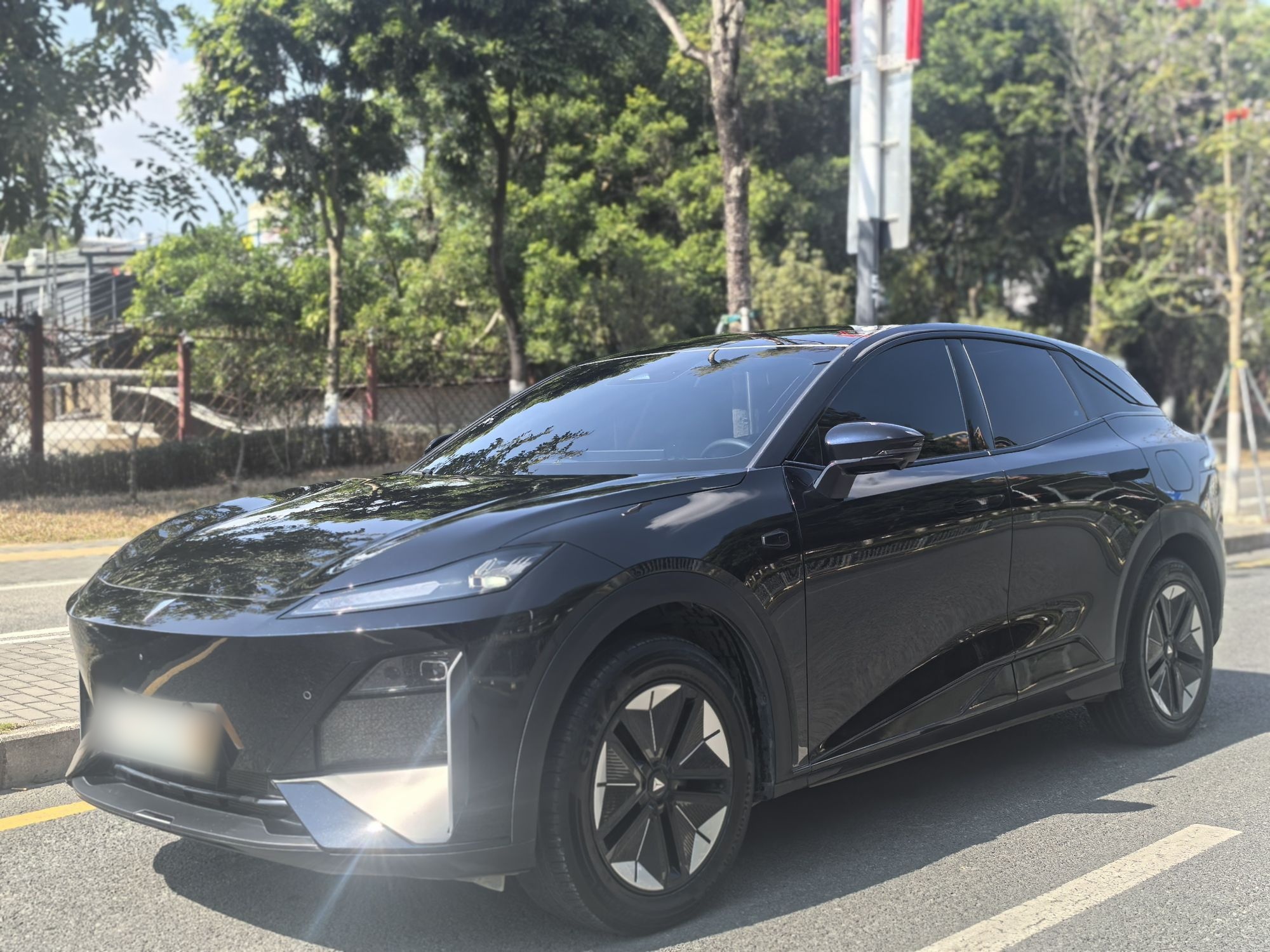 Deepal S07 2024 car image 