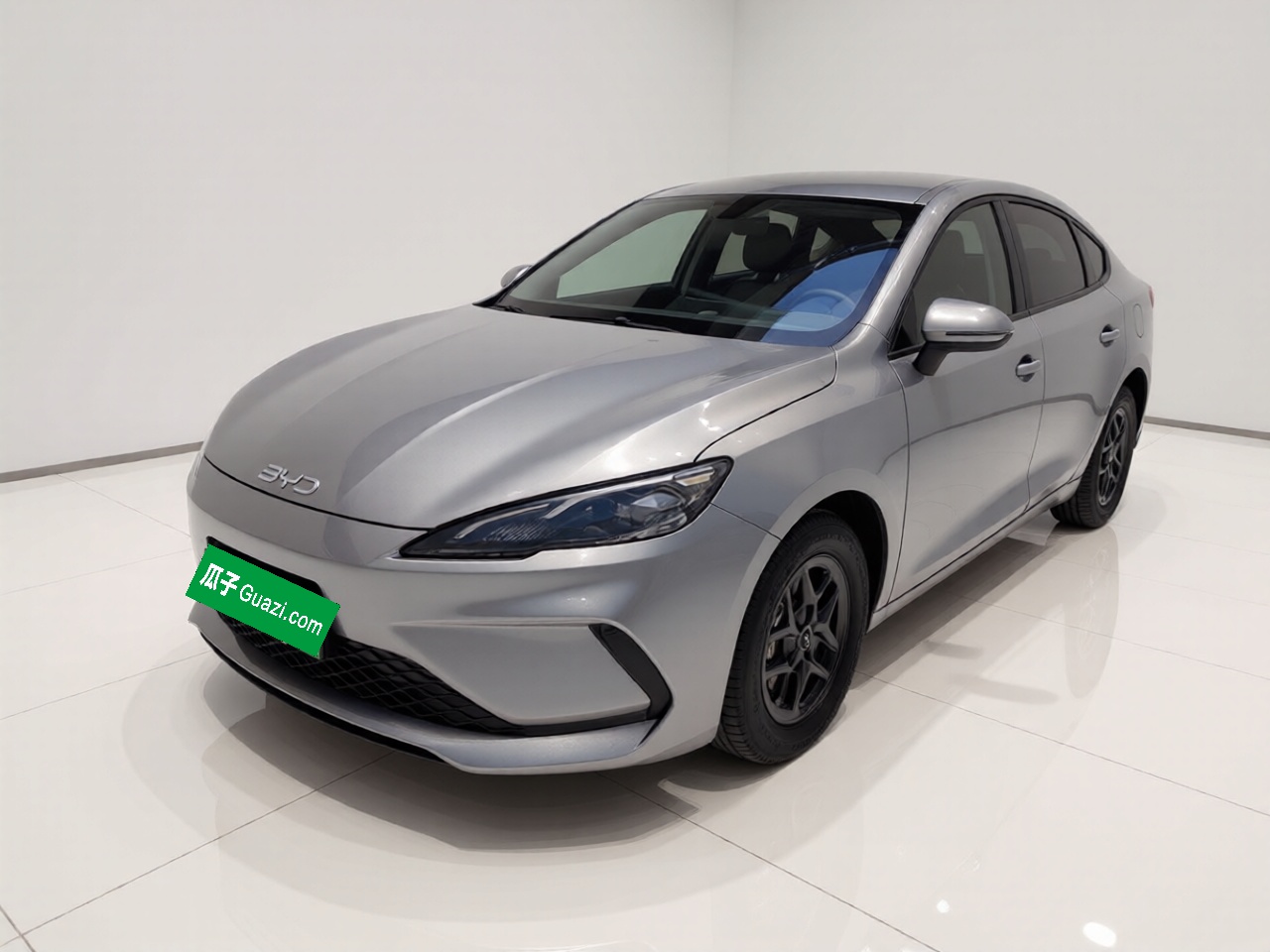 BYD Seal 05 DM-i 2025 BYD Seal 05 DM-i 2025 car image