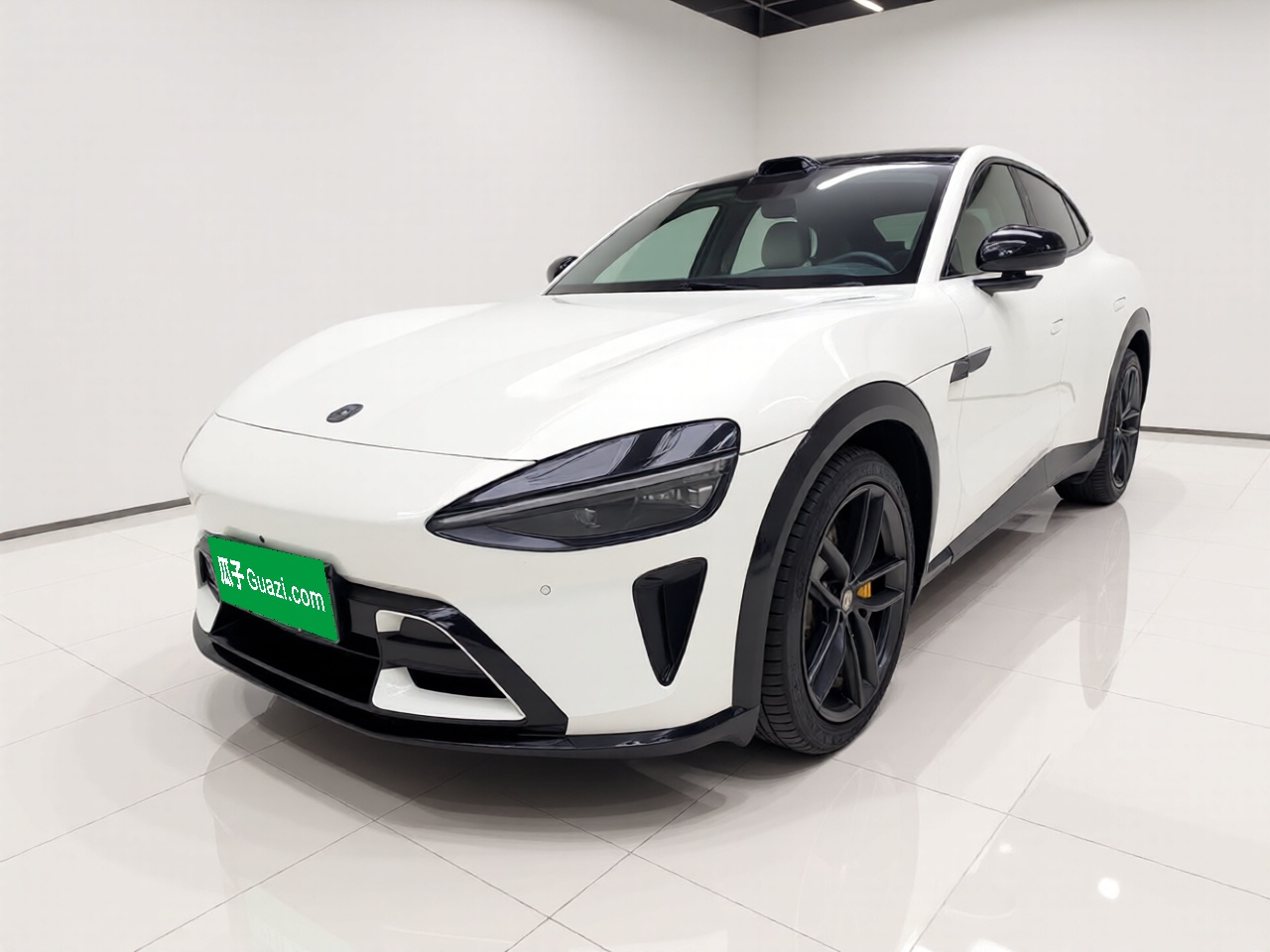 MI YU7 2025 car image 