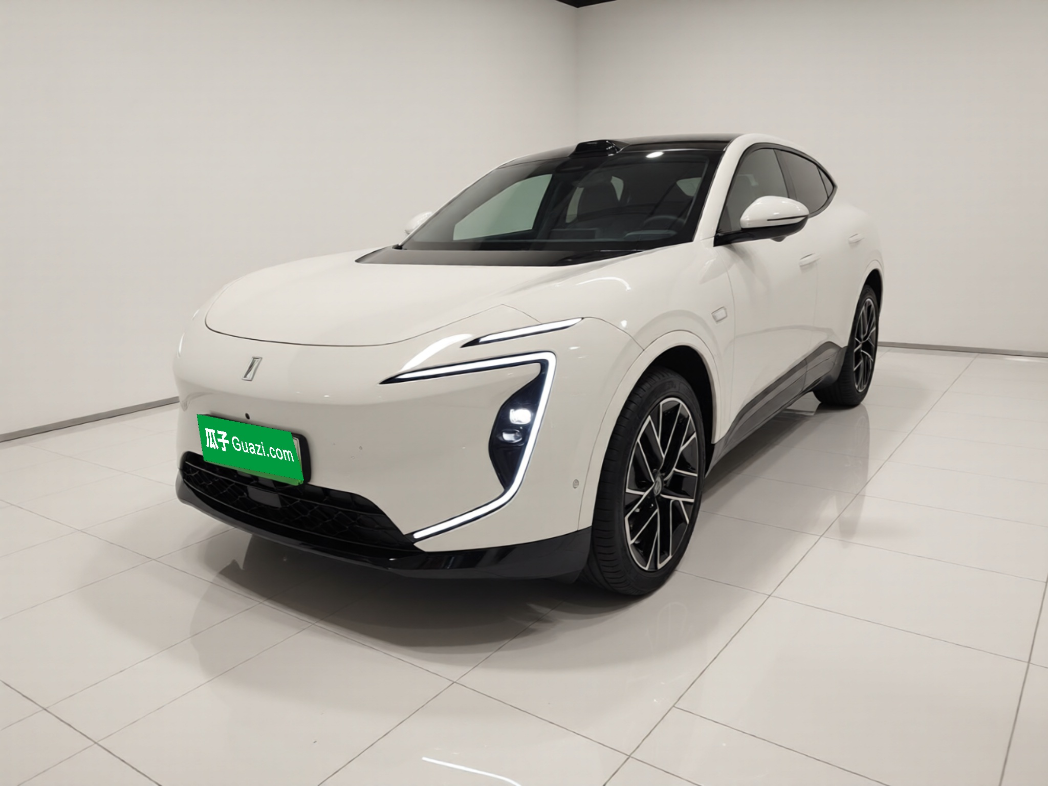 Avatr 07 2025 car image 