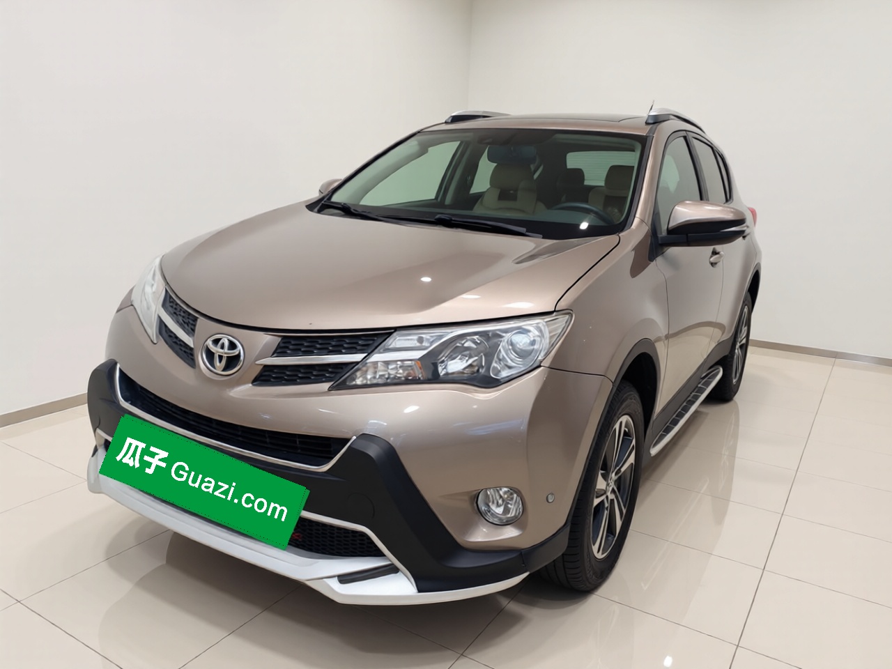 Toyota RAV4 2015 Toyota RAV4 2015 immagine di auto