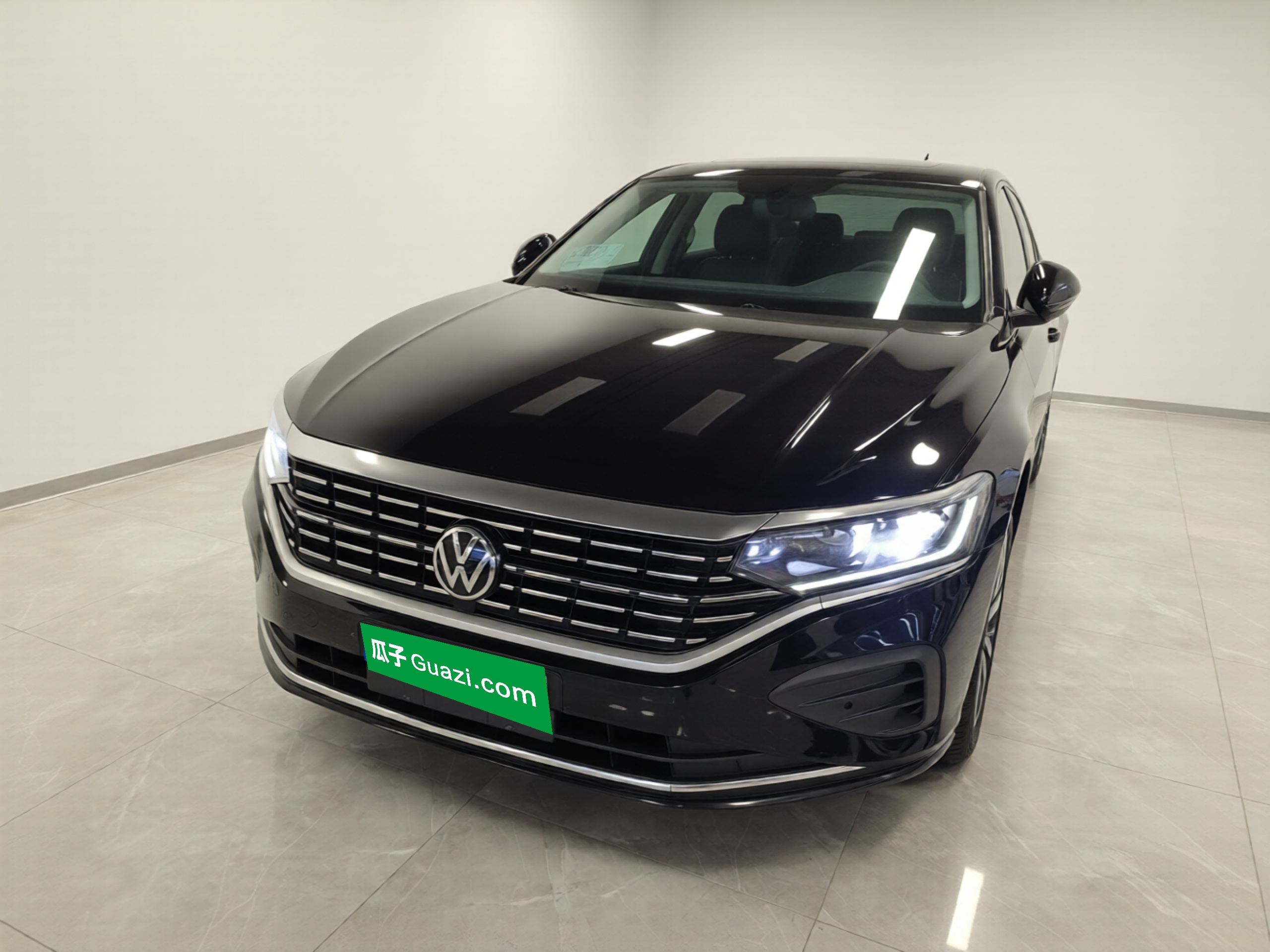 Volkswagen Passat 2025 immagine di auto 