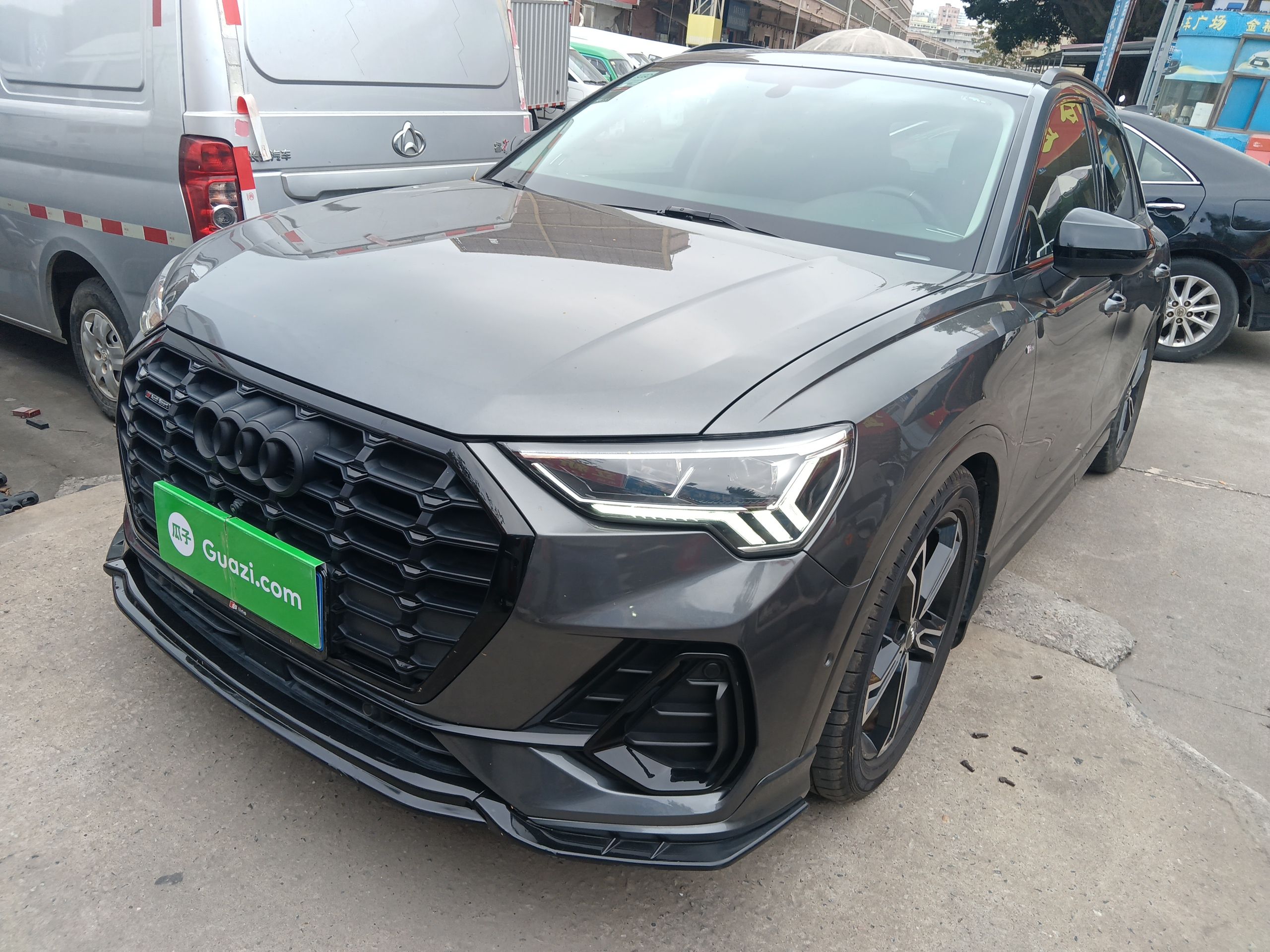 Audi Q3 2021 car image 