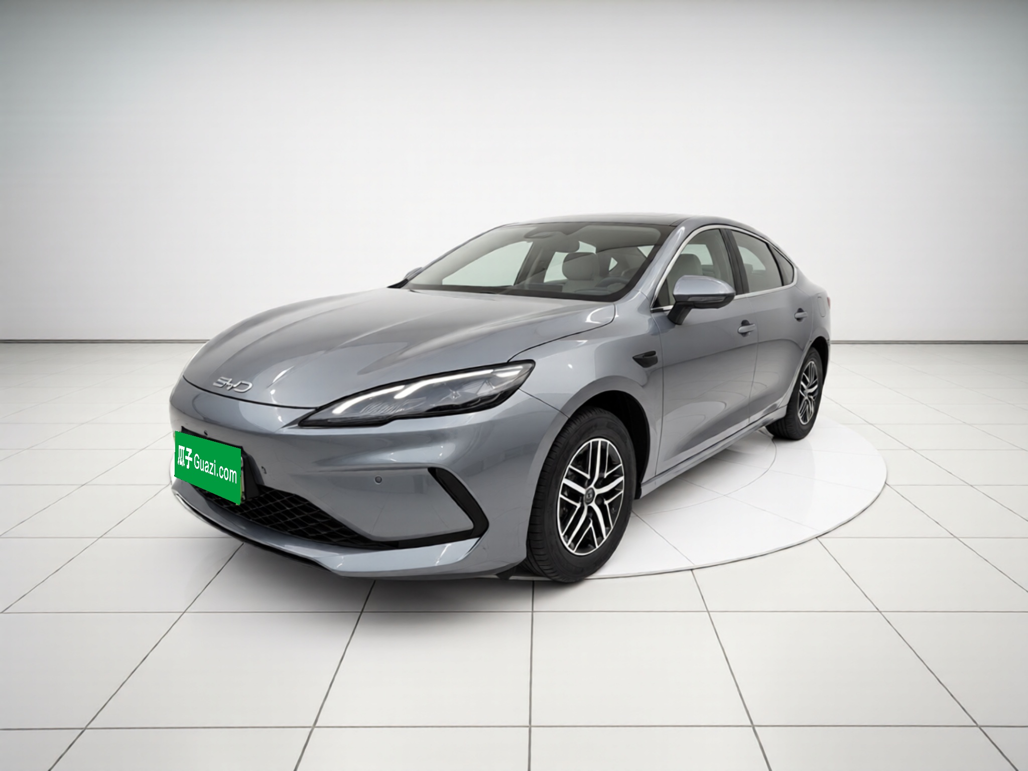 BYD Seal 05 DM-i 2025 BYD Seal 05 DM-i 2025 car image