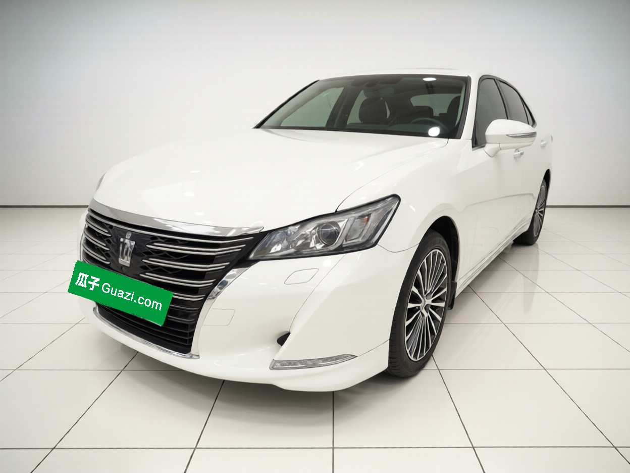 Toyota Crown 2018 Toyota Crown 2018 汽车图片