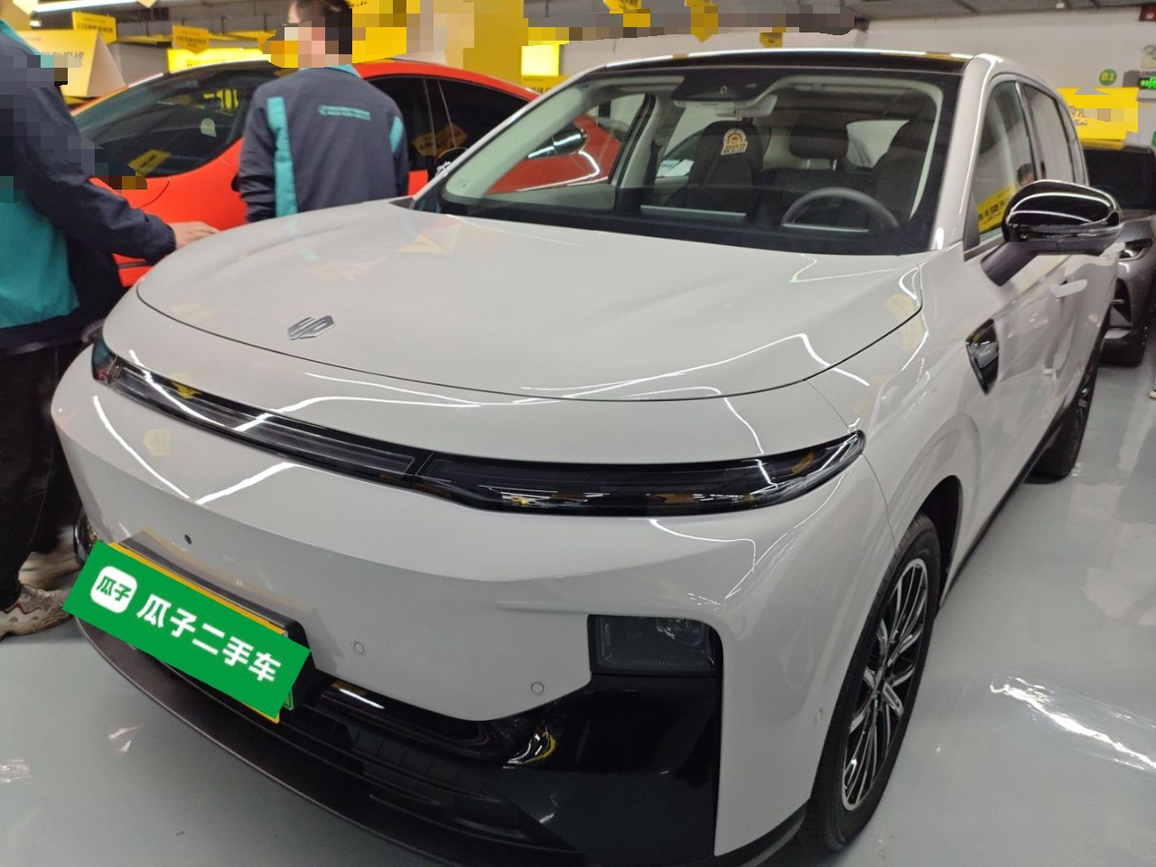 Leapmotor B10 2025 汽车图片 