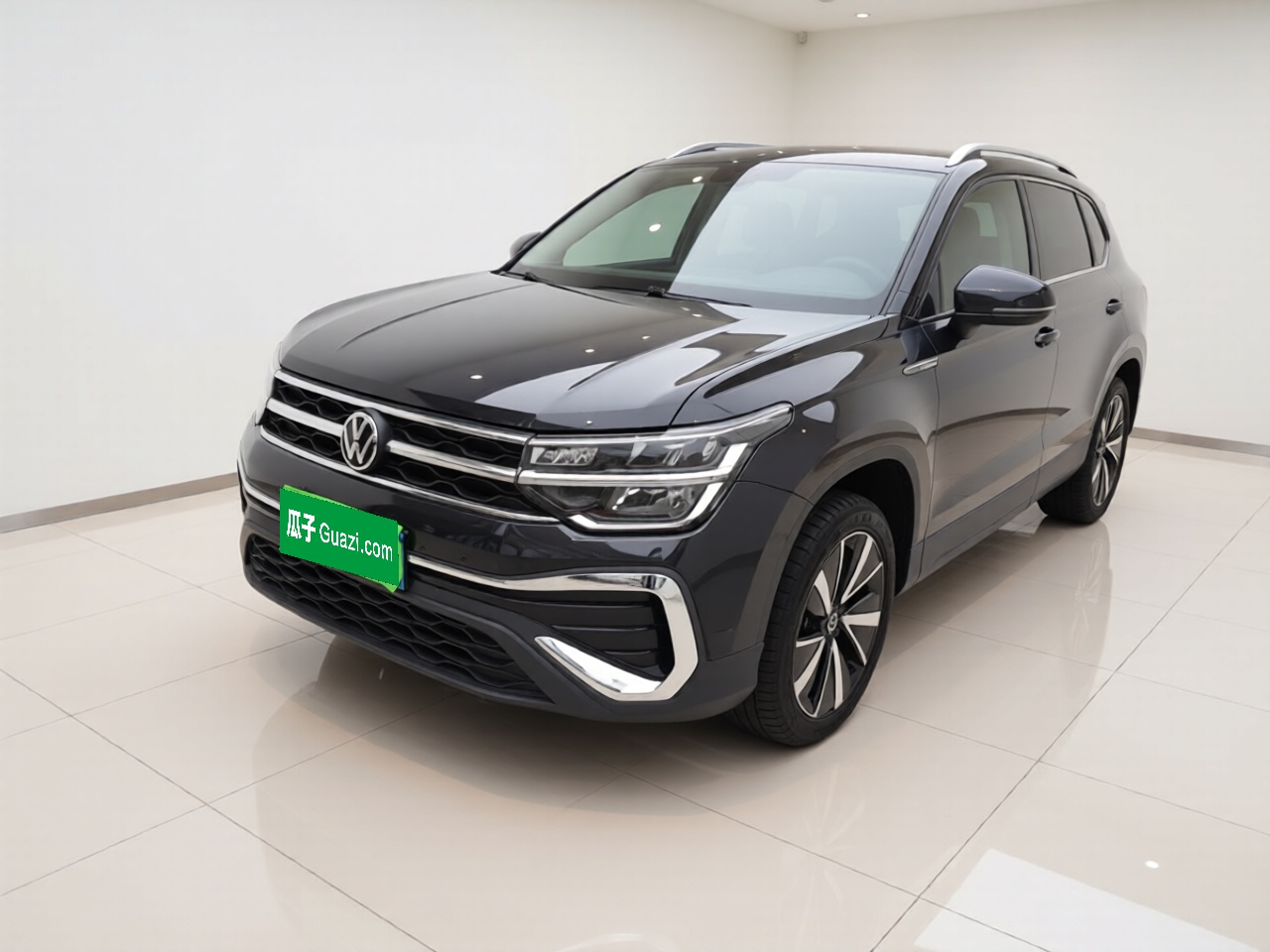 Volkswagen Tharu 2024 immagine di auto 