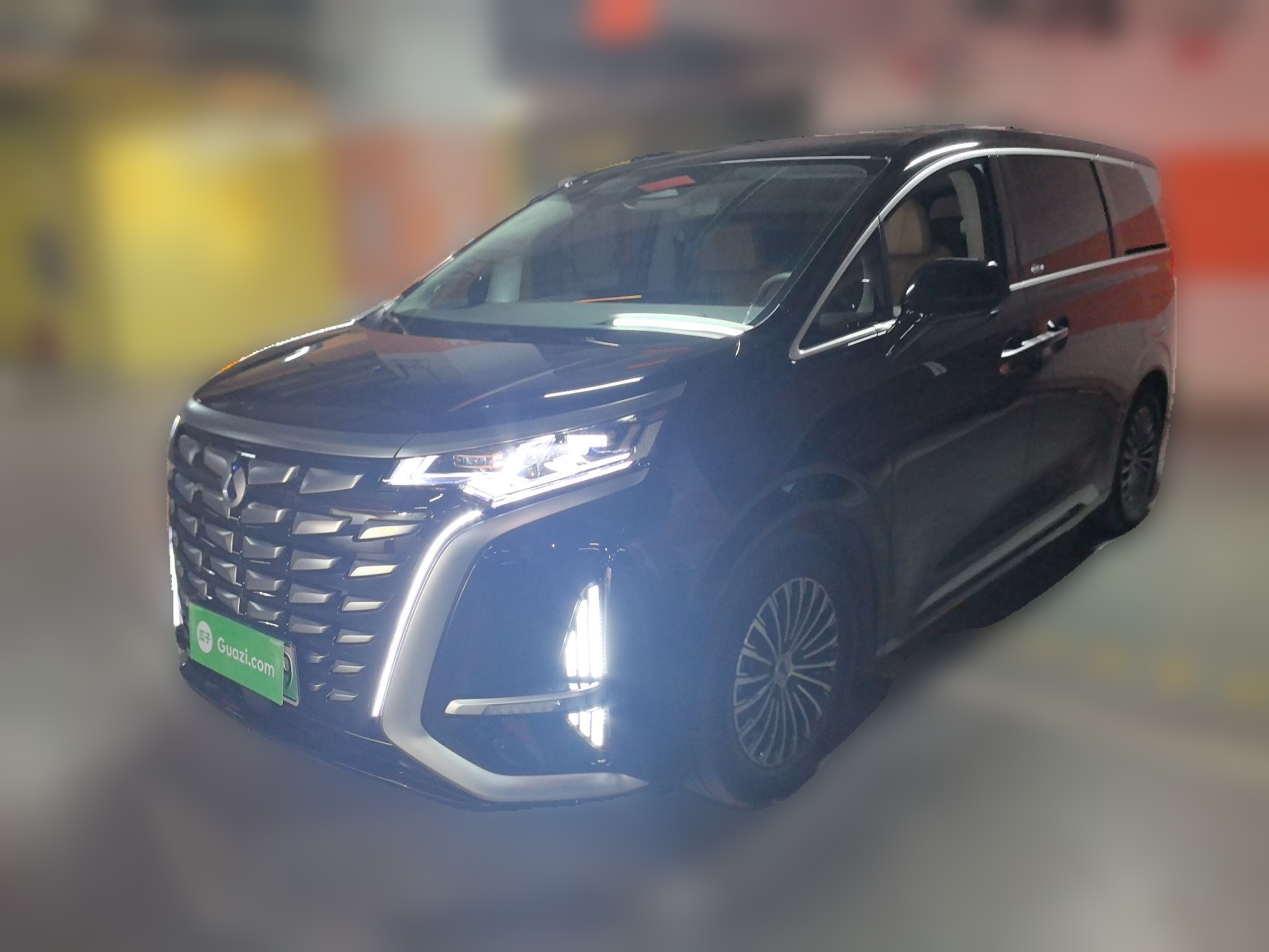 Denza D9 2023 car image 