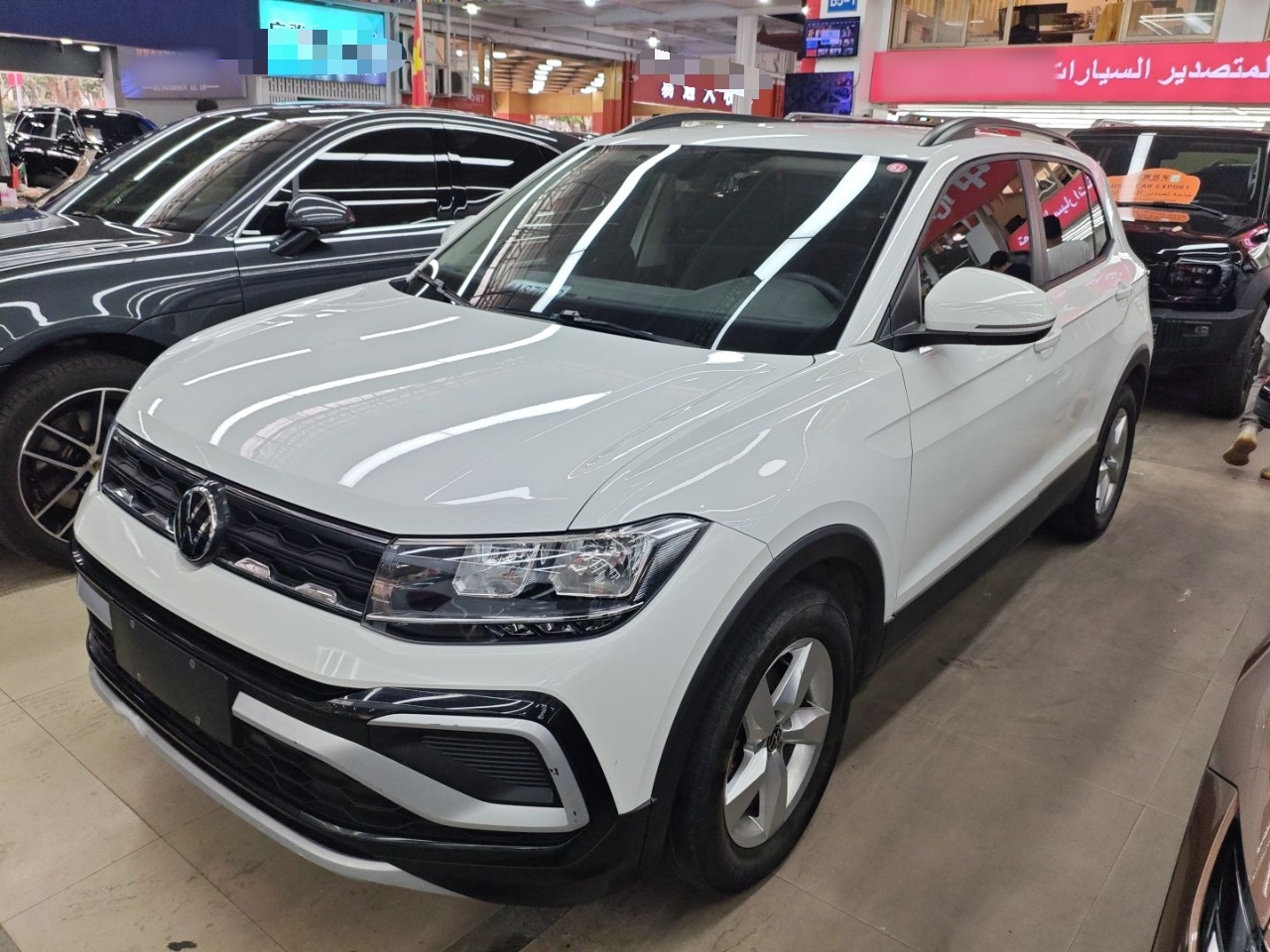 Volkswagen T-Cross 2023 immagine di auto 