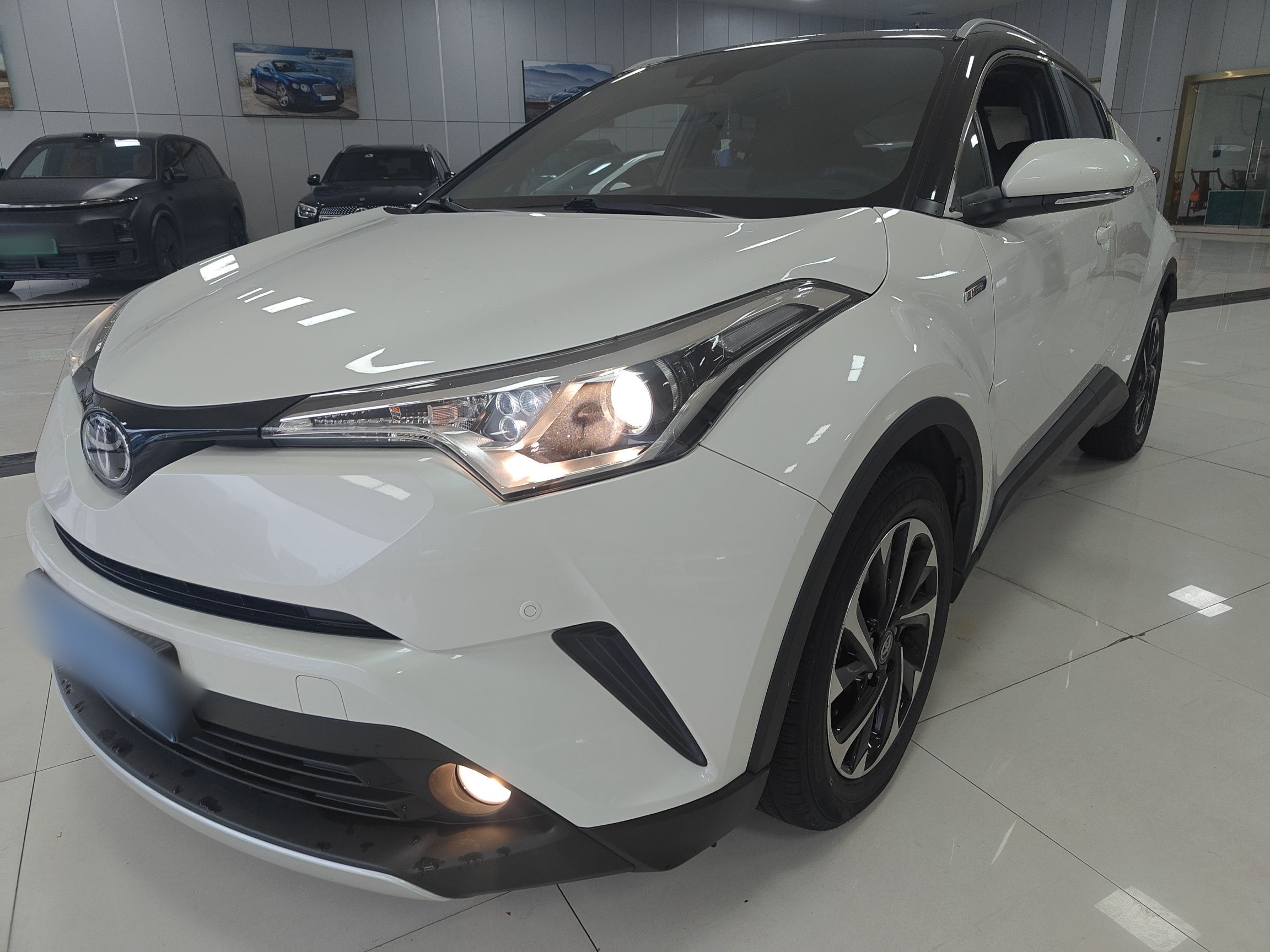 Toyota Izoa 2020 汽车图片 