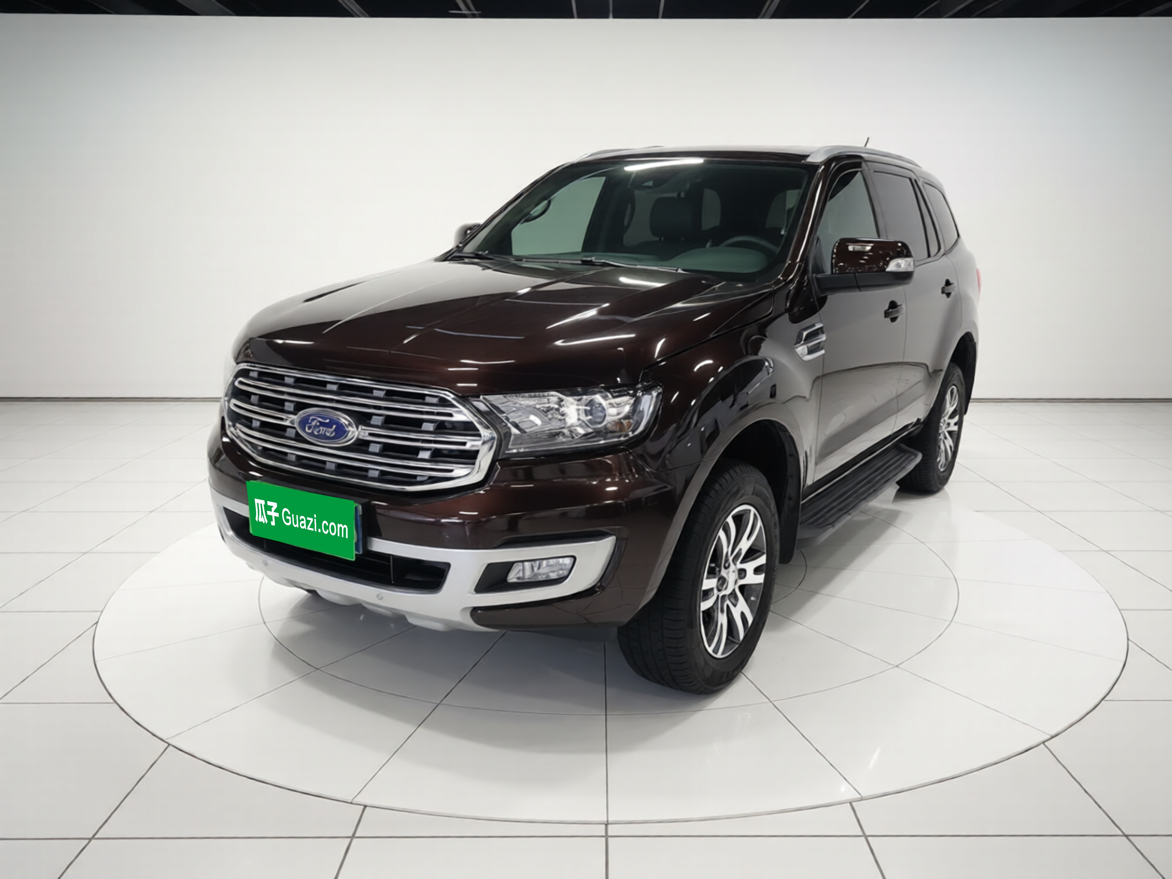 Ford Everest 2020 صورة سيارة 
