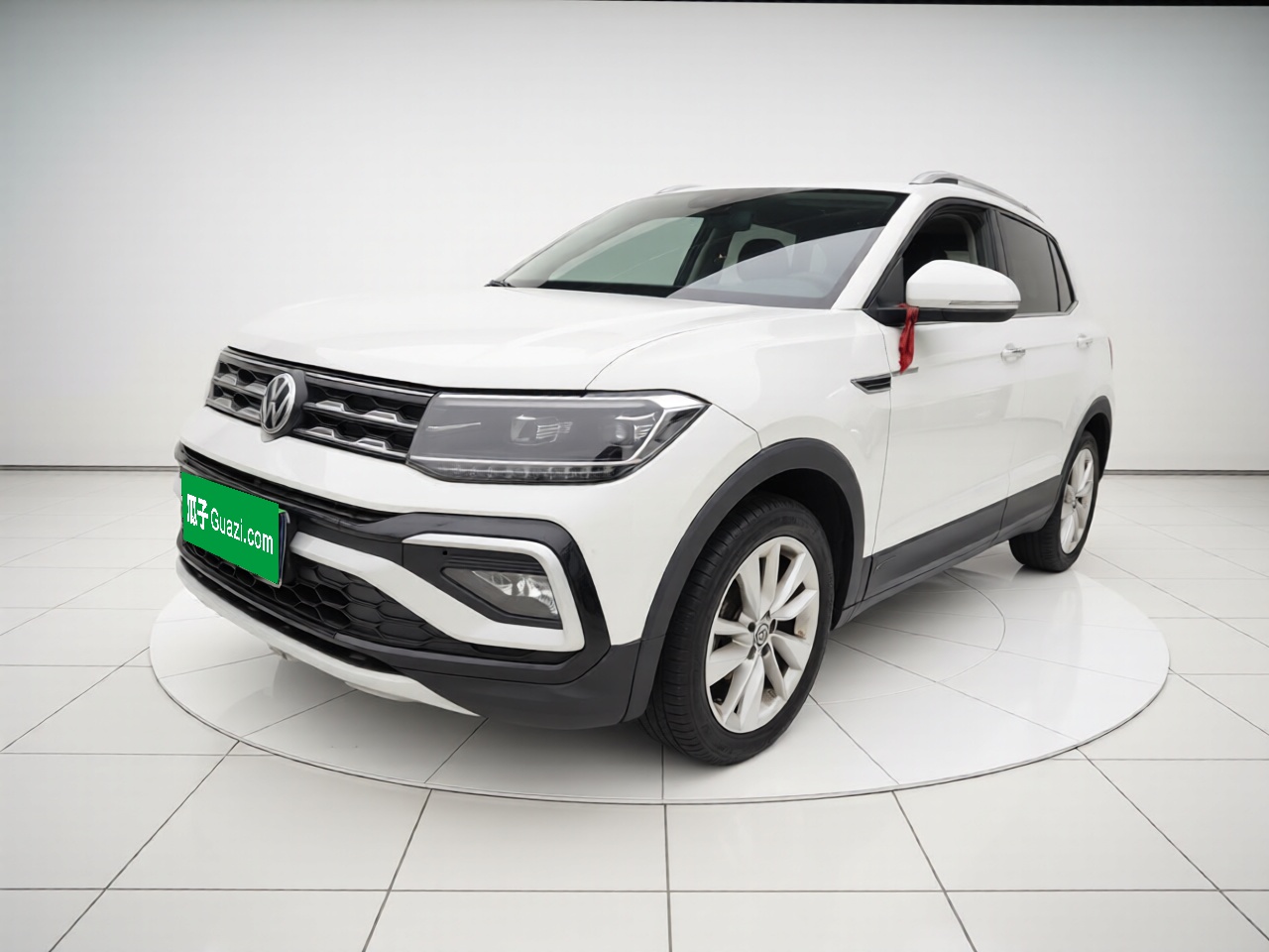 Volkswagen T-Cross 2020 immagine di auto 