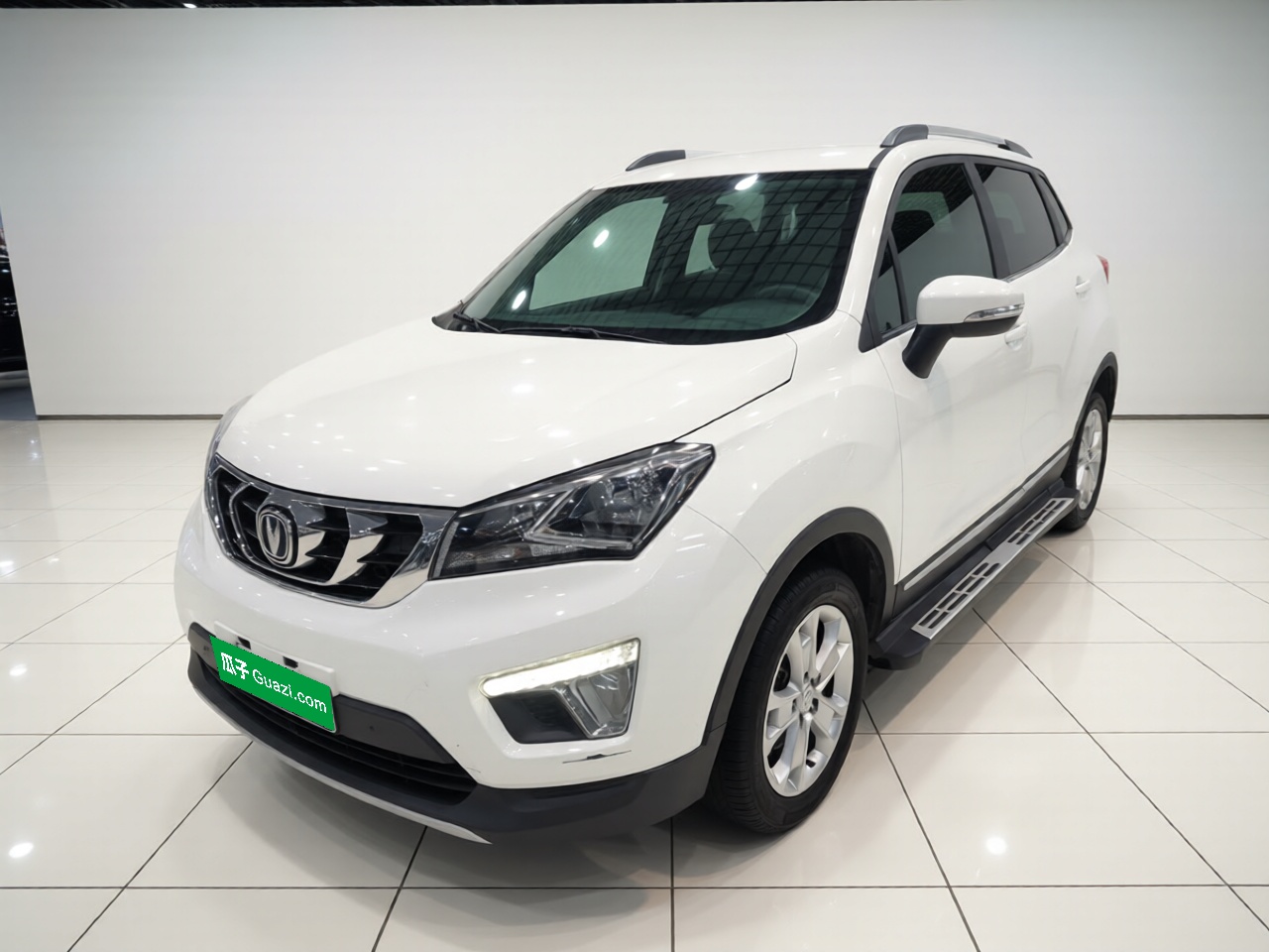 Changan CS15 2017 Changan CS15 2017 car image