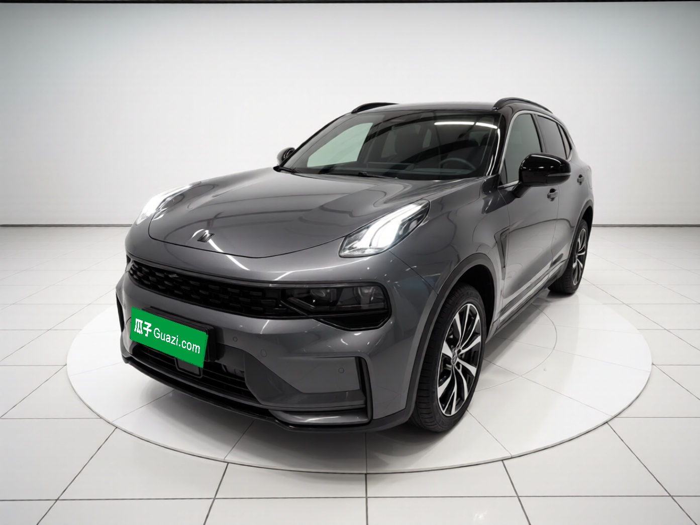 Lynk & Co 01 2021 car image 
