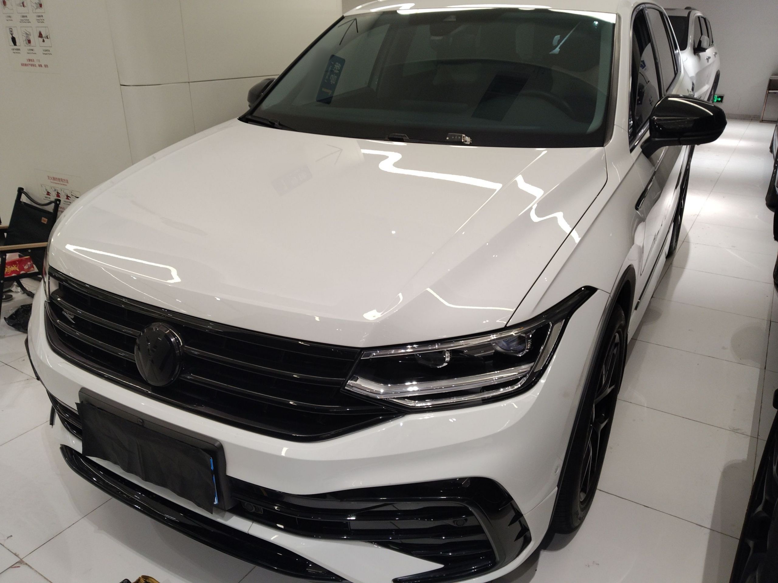 Volkswagen Tiguan L 2023 Volkswagen Tiguan L 2023 car image
