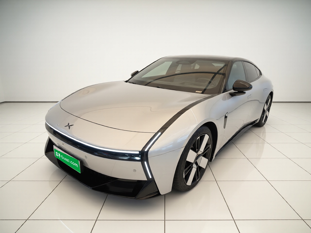 Xpeng P7 2025 immagine di auto 