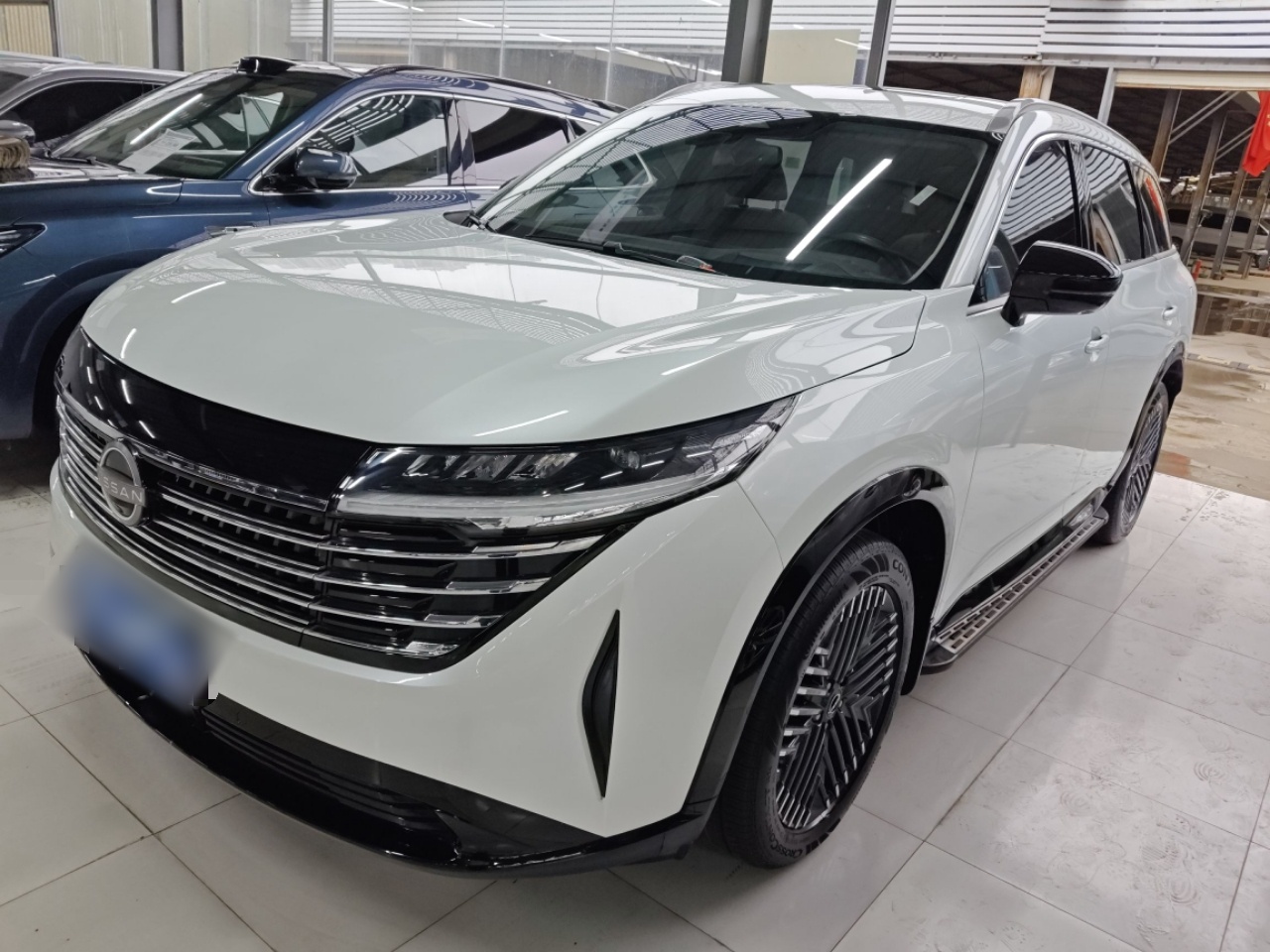 Nissan Pathfinder 2023 汽车图片 