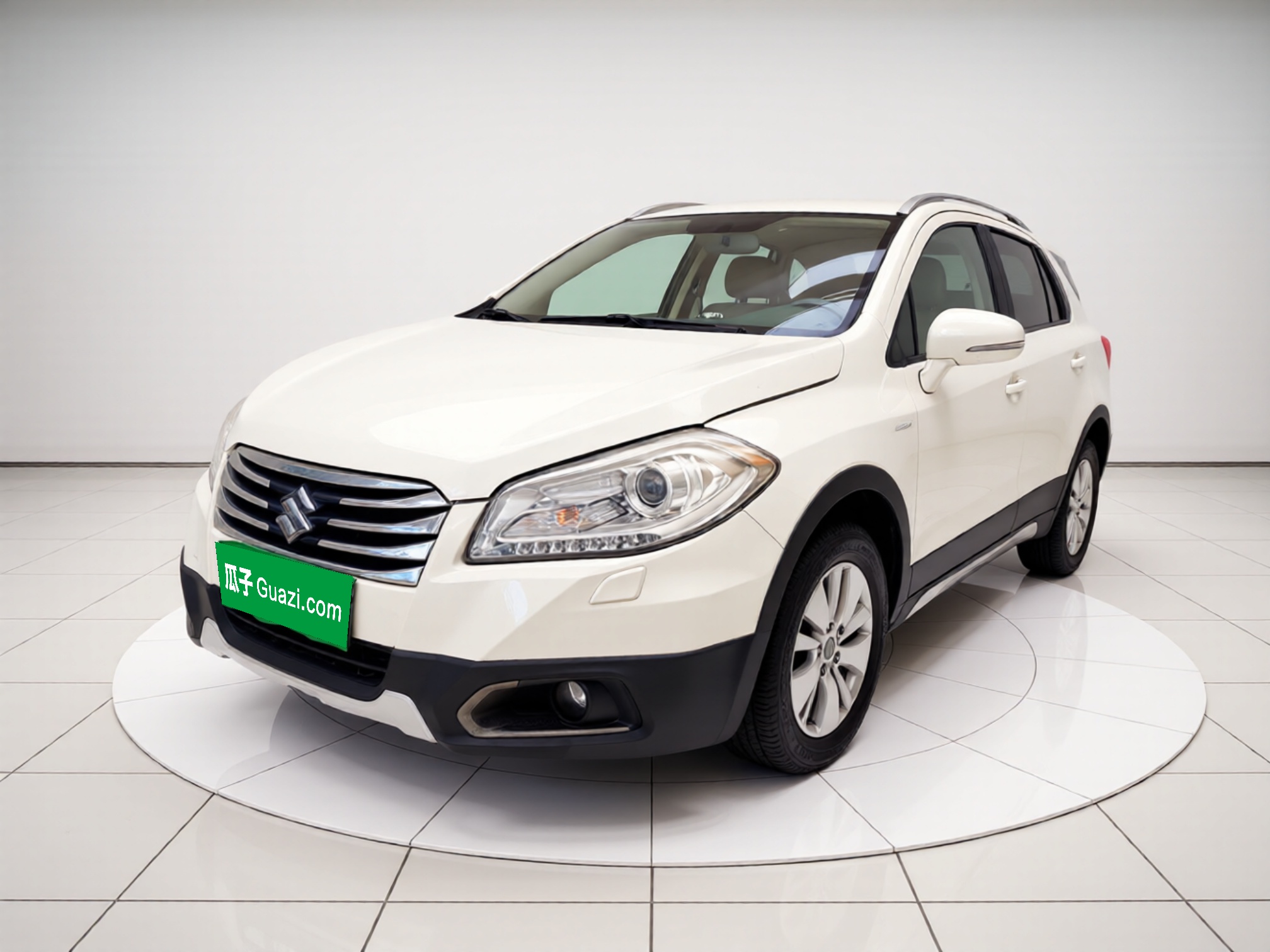 Suzuki S-Cross 2014 صورة سيارة 