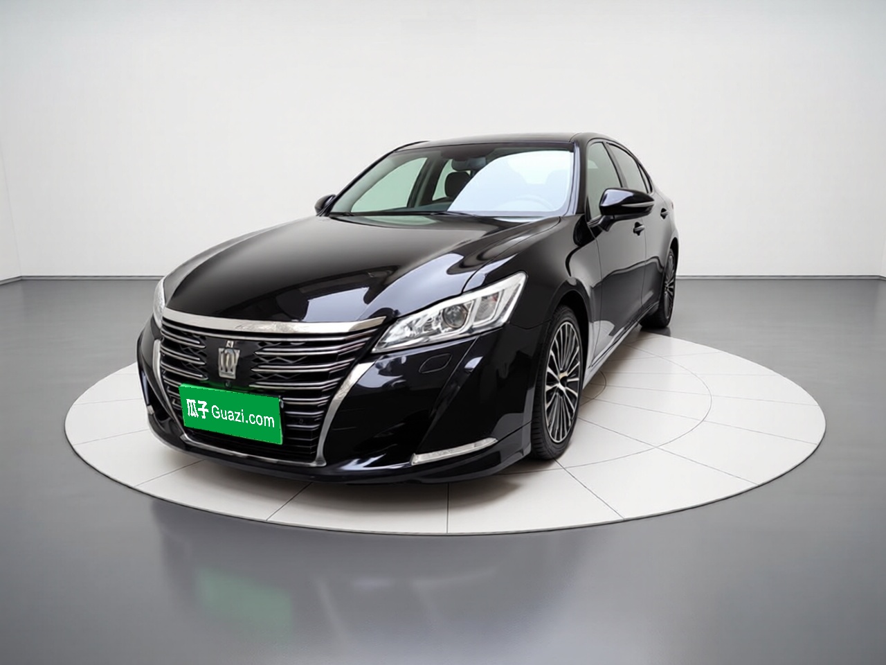 Toyota Crown 2018 汽车图片 