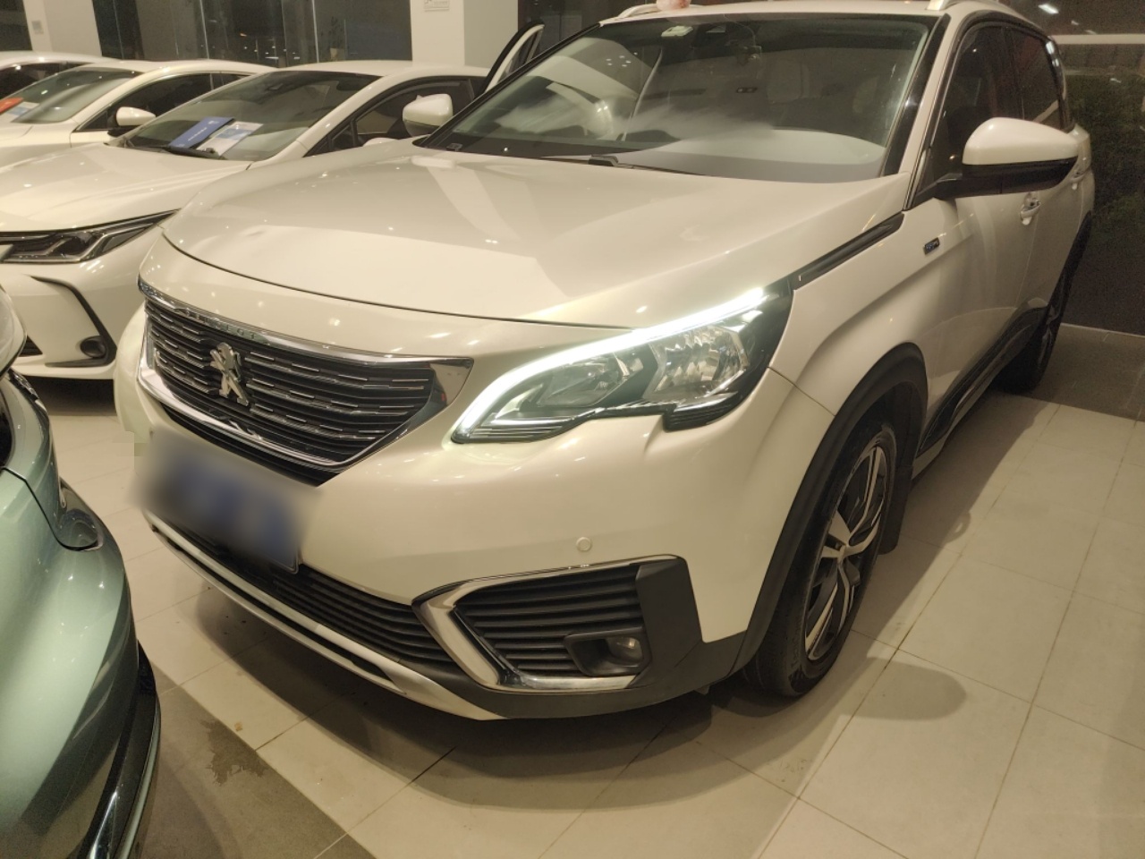 Peugeot 5008 2018 汽车图片 