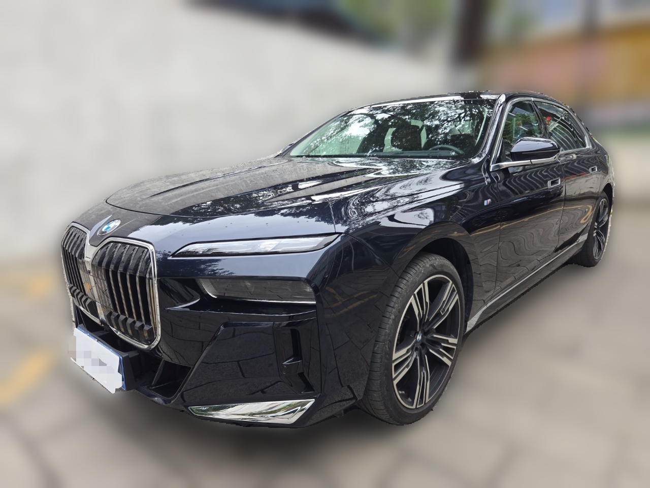 BMW 7 Series 2025 汽车图片 