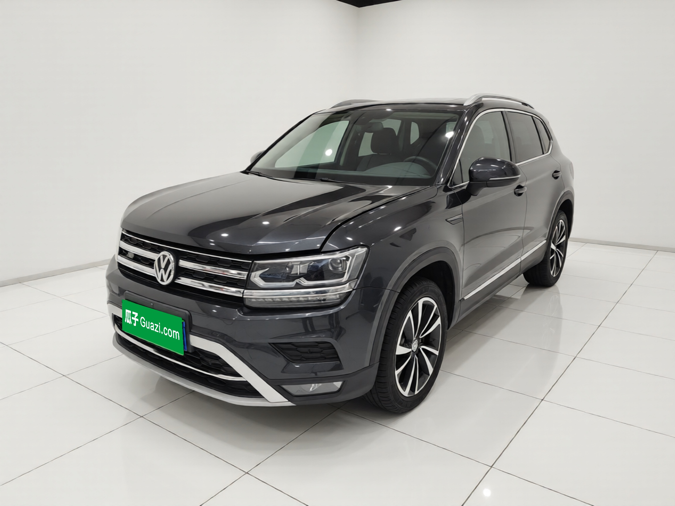 Volkswagen Tharu 2018 Volkswagen Tharu 2018 car image