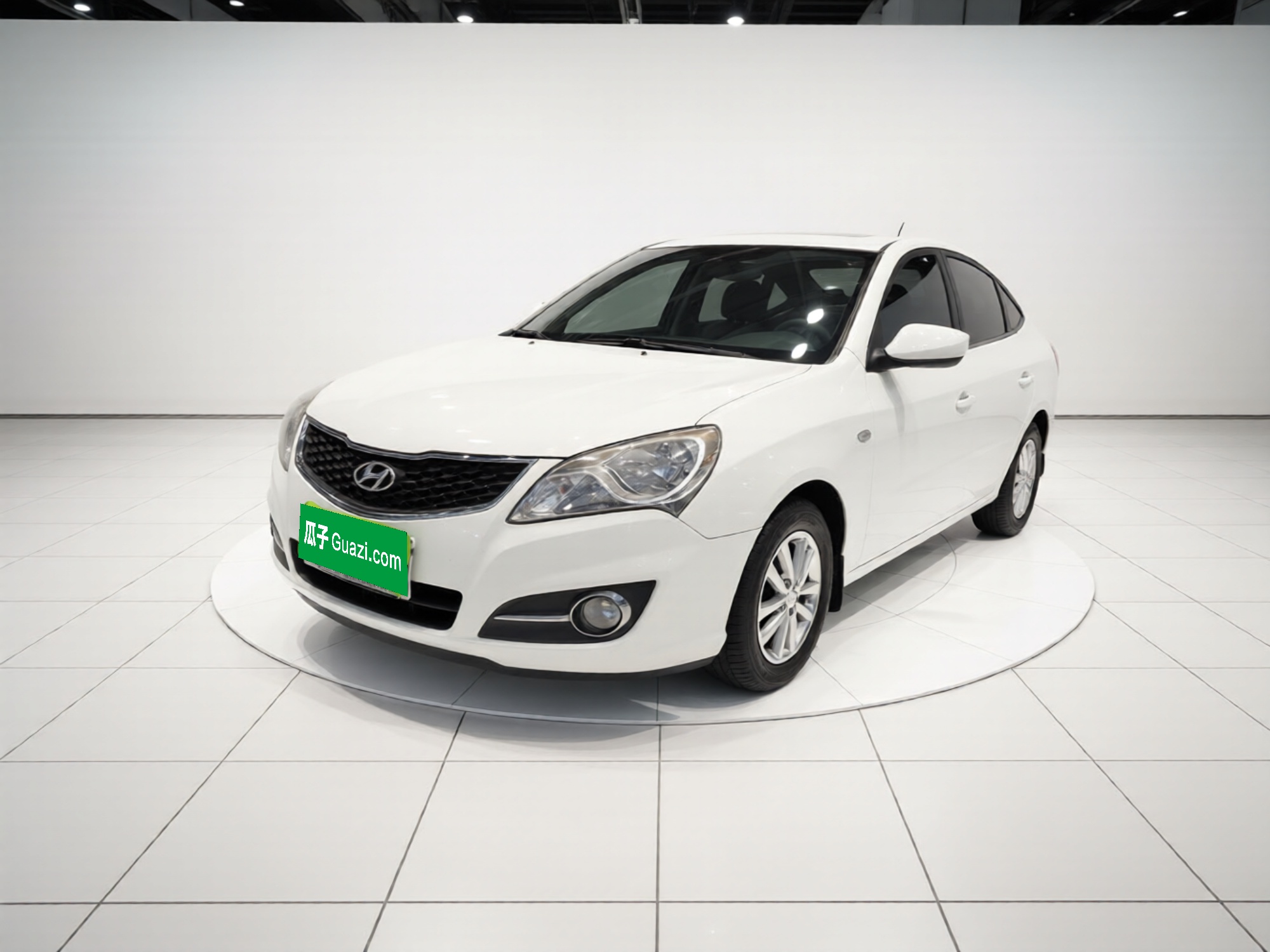 现代 悦动 2015 汽车图片 