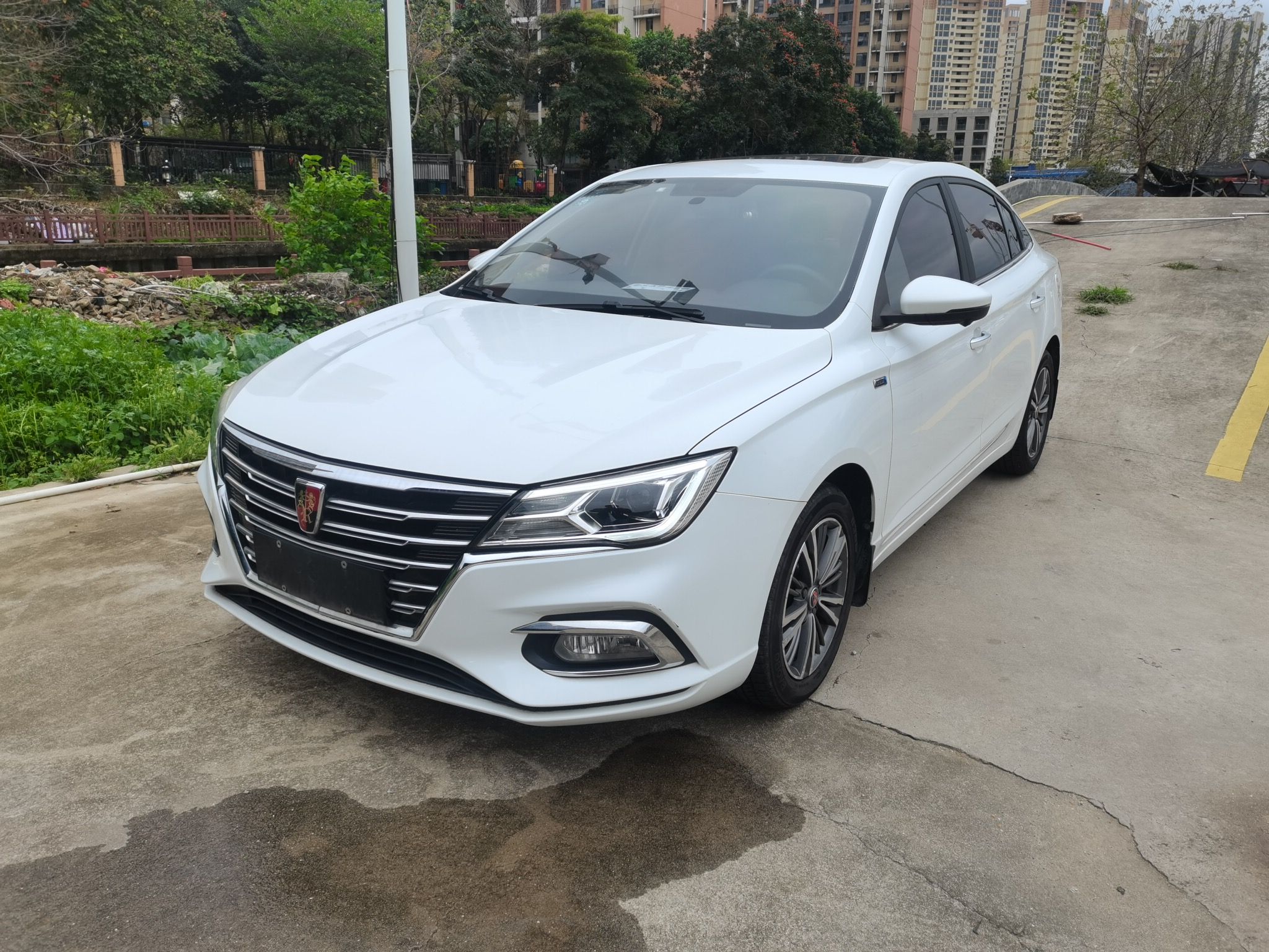 Roewe i5 2018 изображение автомобиля 