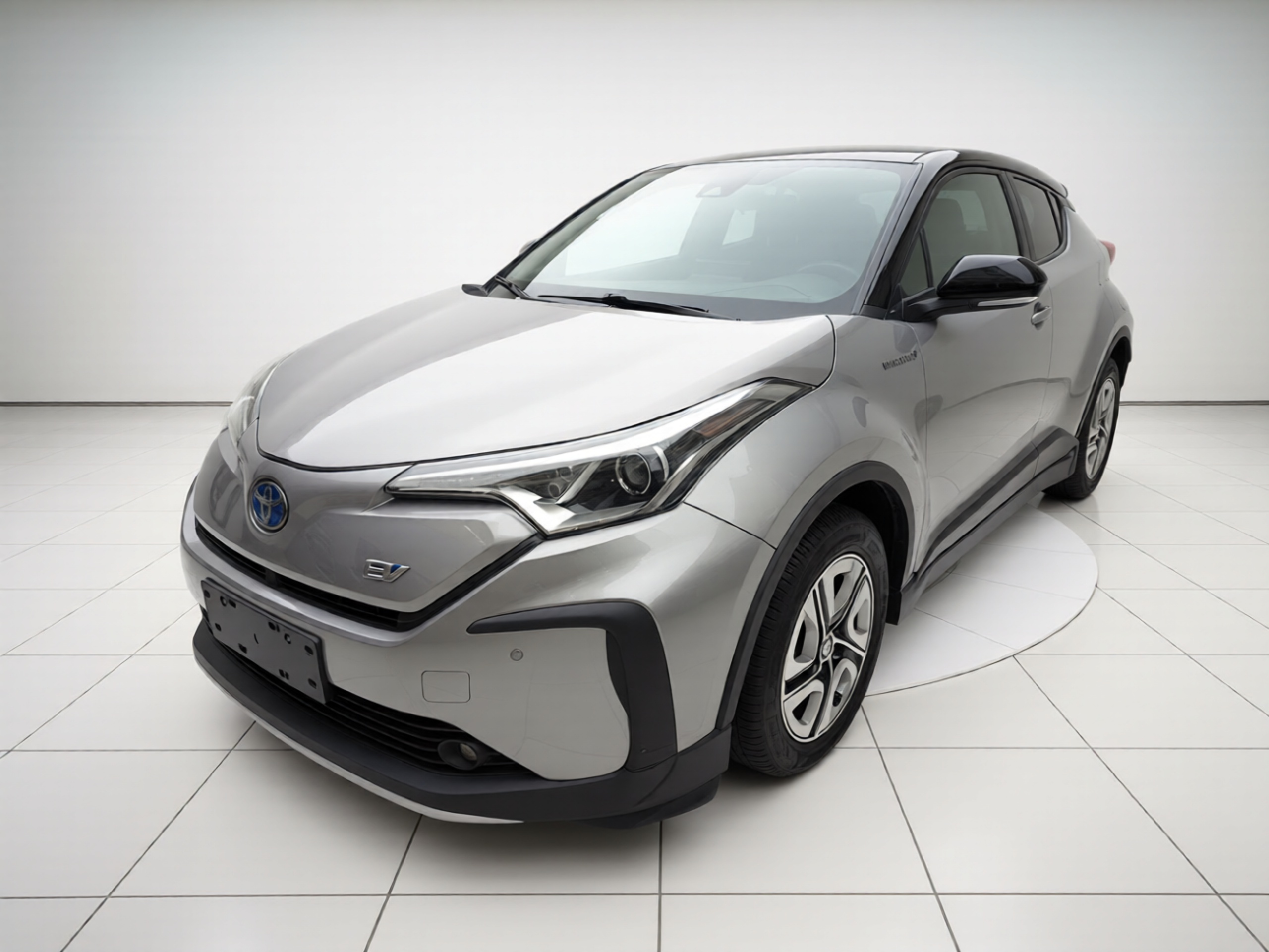 Toyota Izoa E 2021 汽车图片 