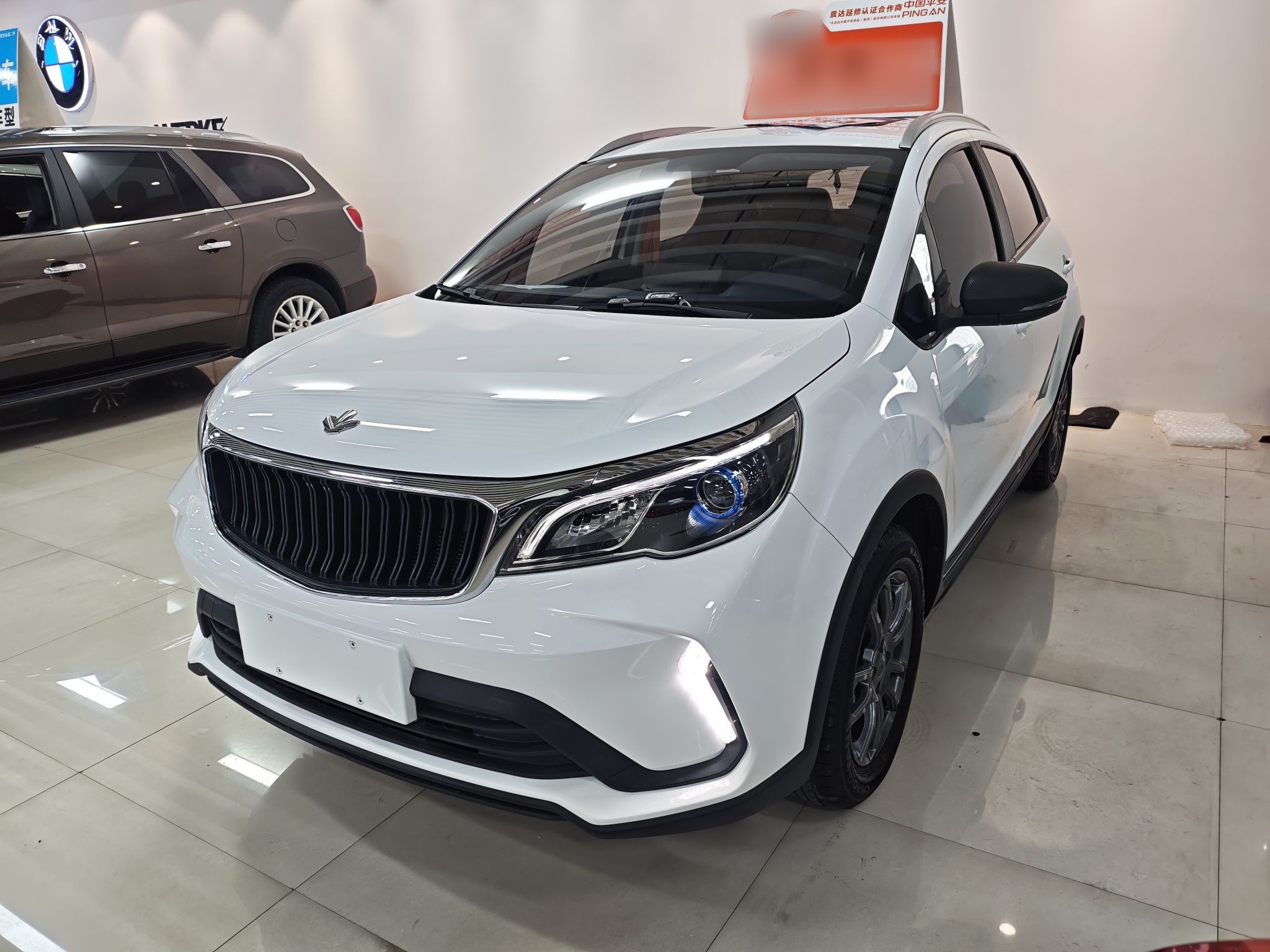 X3 PRO 2023 X3 PRO 2023 car image
