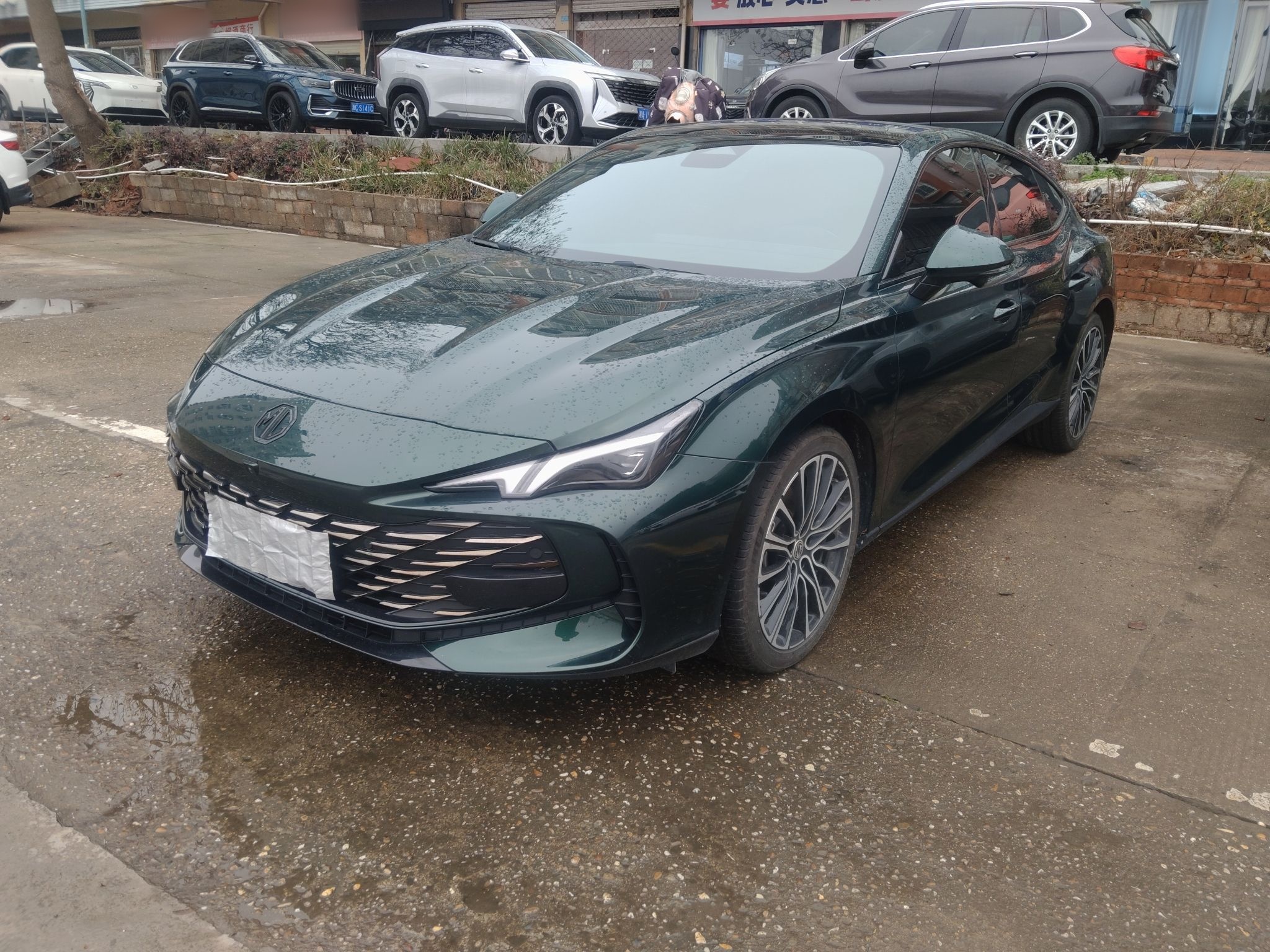 MG 7 2024 immagine di auto 