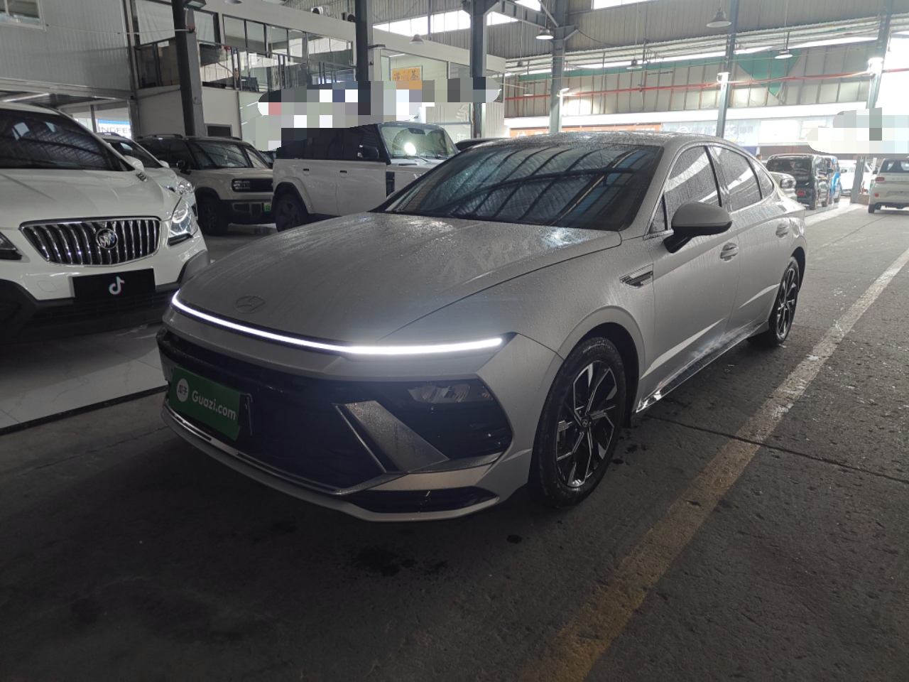 Hyundai Sonata 2024 صورة سيارة 